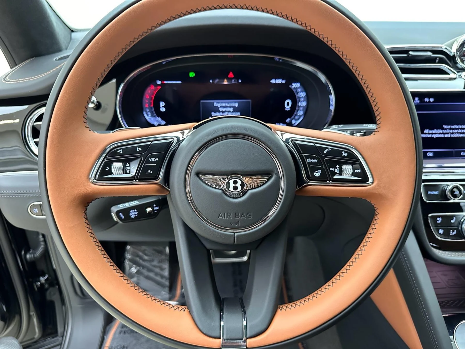 mph033_1374701232_Used_2024_Bentley_Bentayga_V8_1773982922_1076ba220f