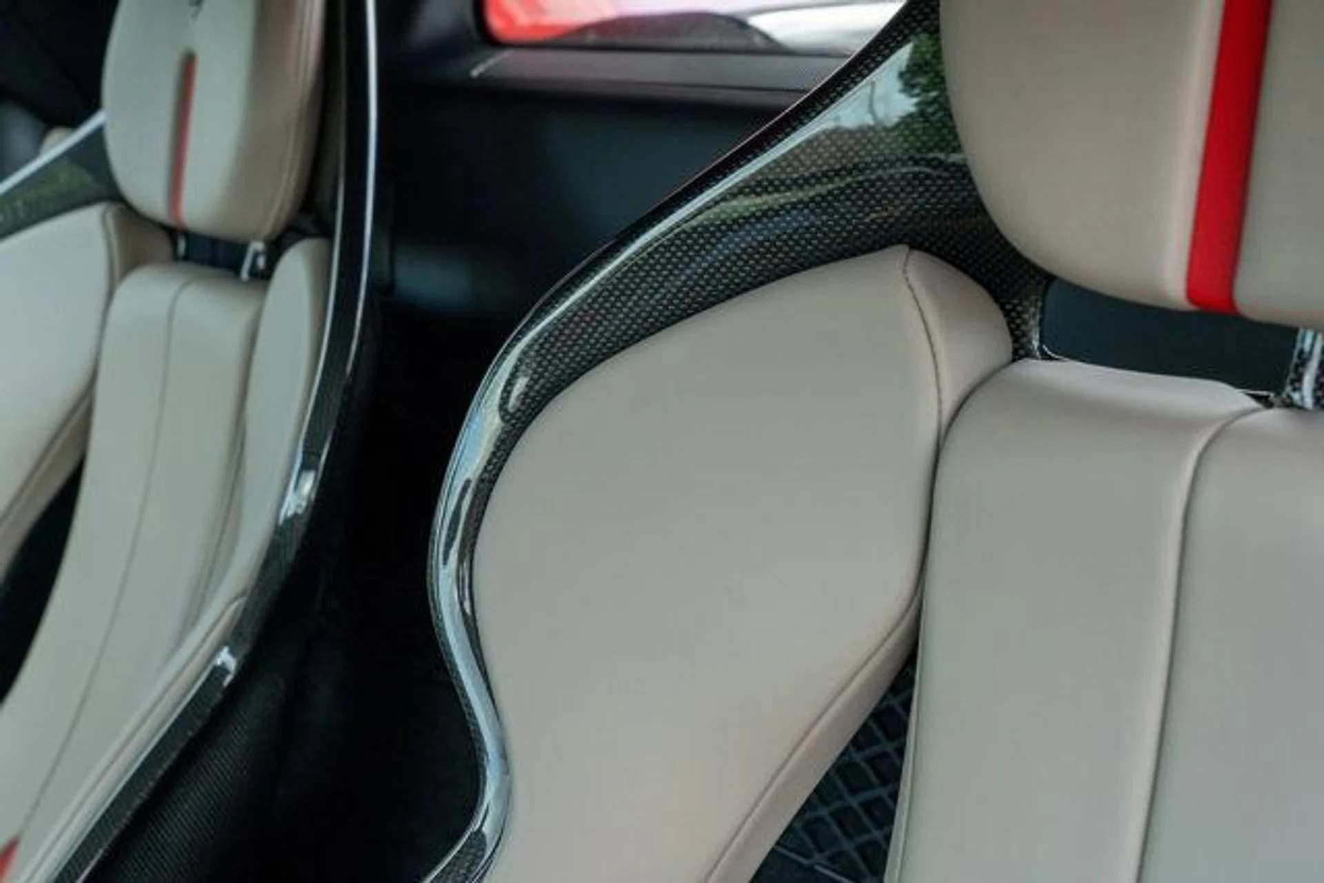 mph033_1377593342_9fd05684700b44f19944540a5141b2ec_933d6acb90