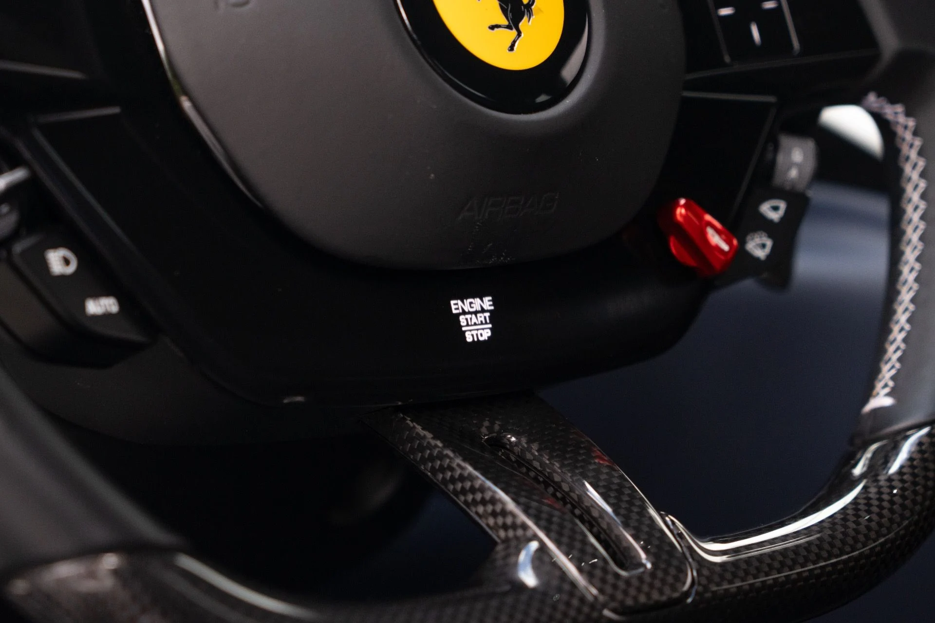 mph033_1386791427_Used_2022_Ferrari_Roma_1764790245_92849b4828