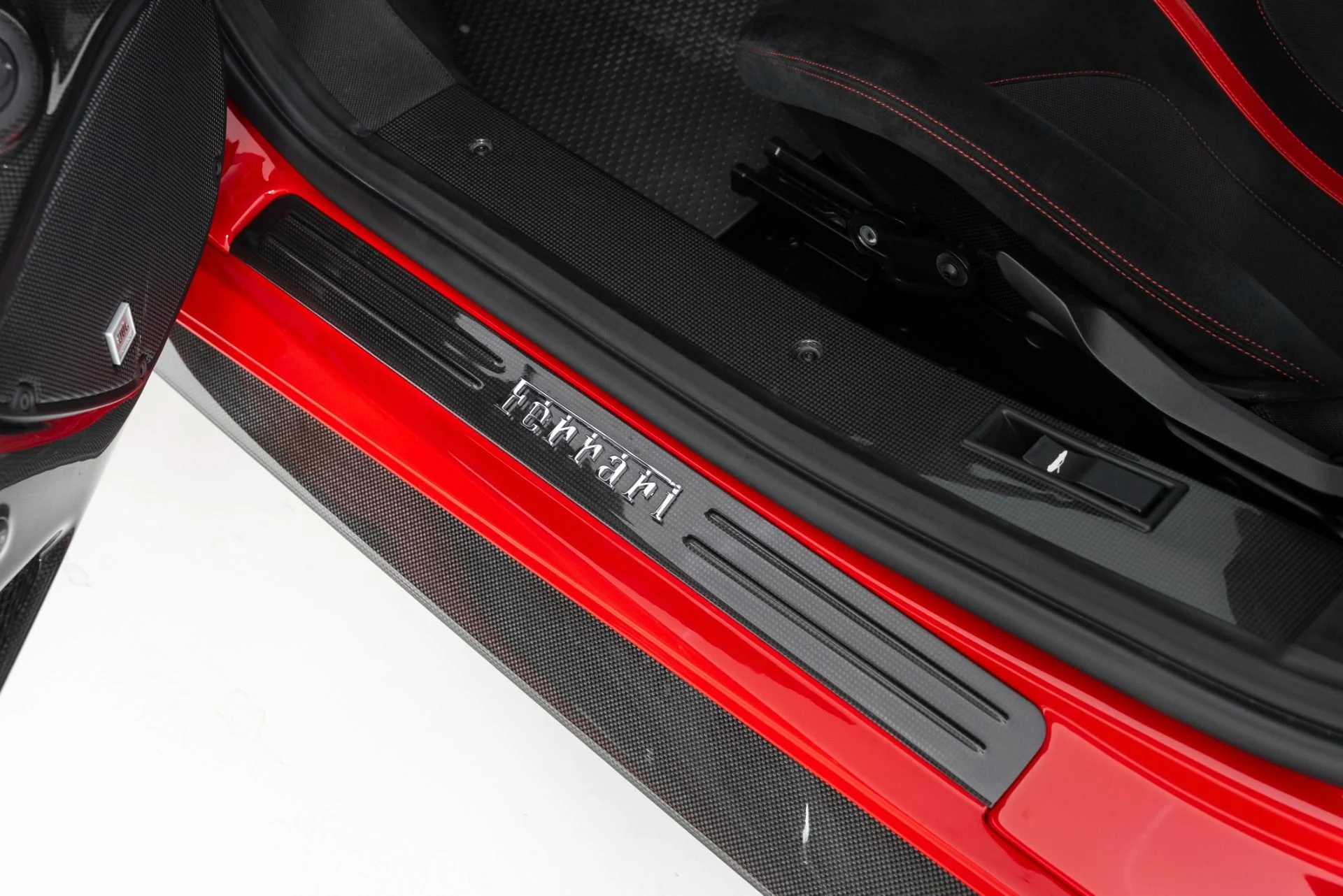 mph033_1404943453_Used_2019_Ferrari_488_Pista_1760379304_2fd83c2abd