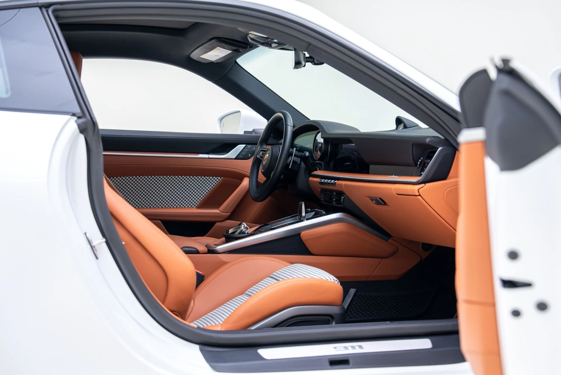 mph033_1418703442_Used_2024_Porsche_911_Carrera_4_S_1768935294_6f43905396