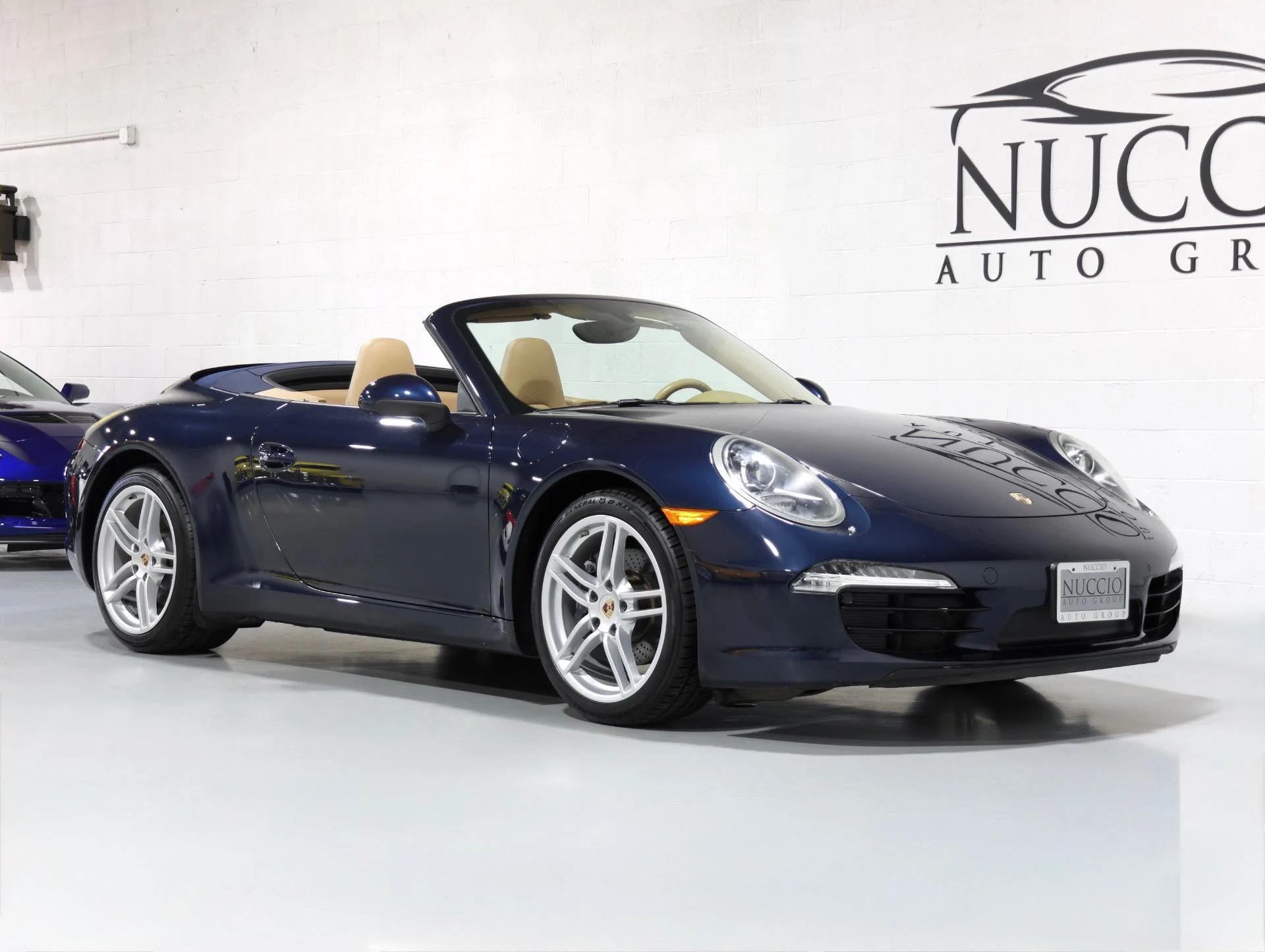 mph033_1446036973_Used_2014_Porsche_911_Carrera_Only_6_K_Miles_Just_Serviced_110_K_MSRP_Gorgeous_Spec_1778189104_0eac9a5ee8
