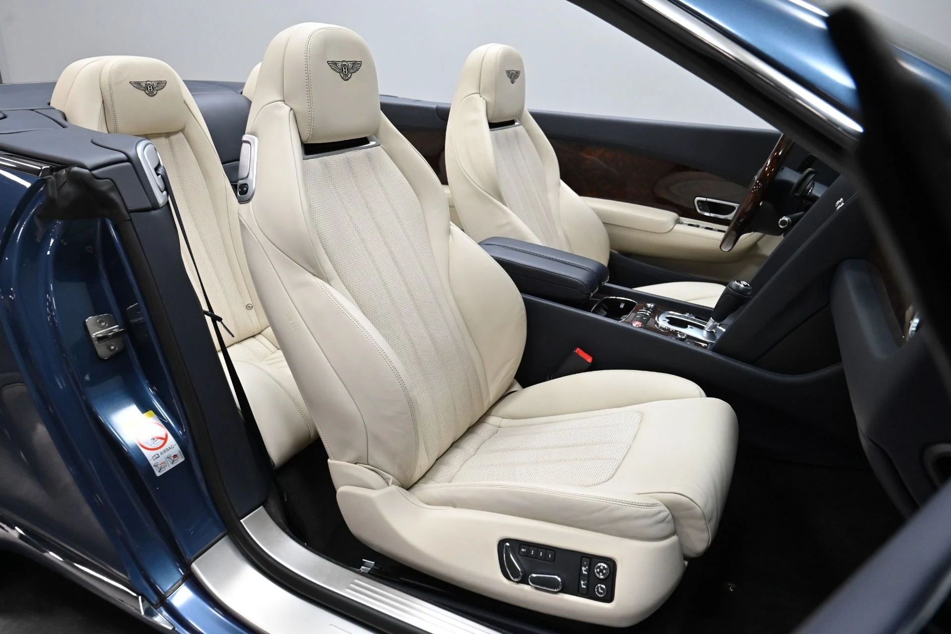 mph033_1459923253_Used_2014_Bentley_Continental_GTC_1751561855_1962c4335e
