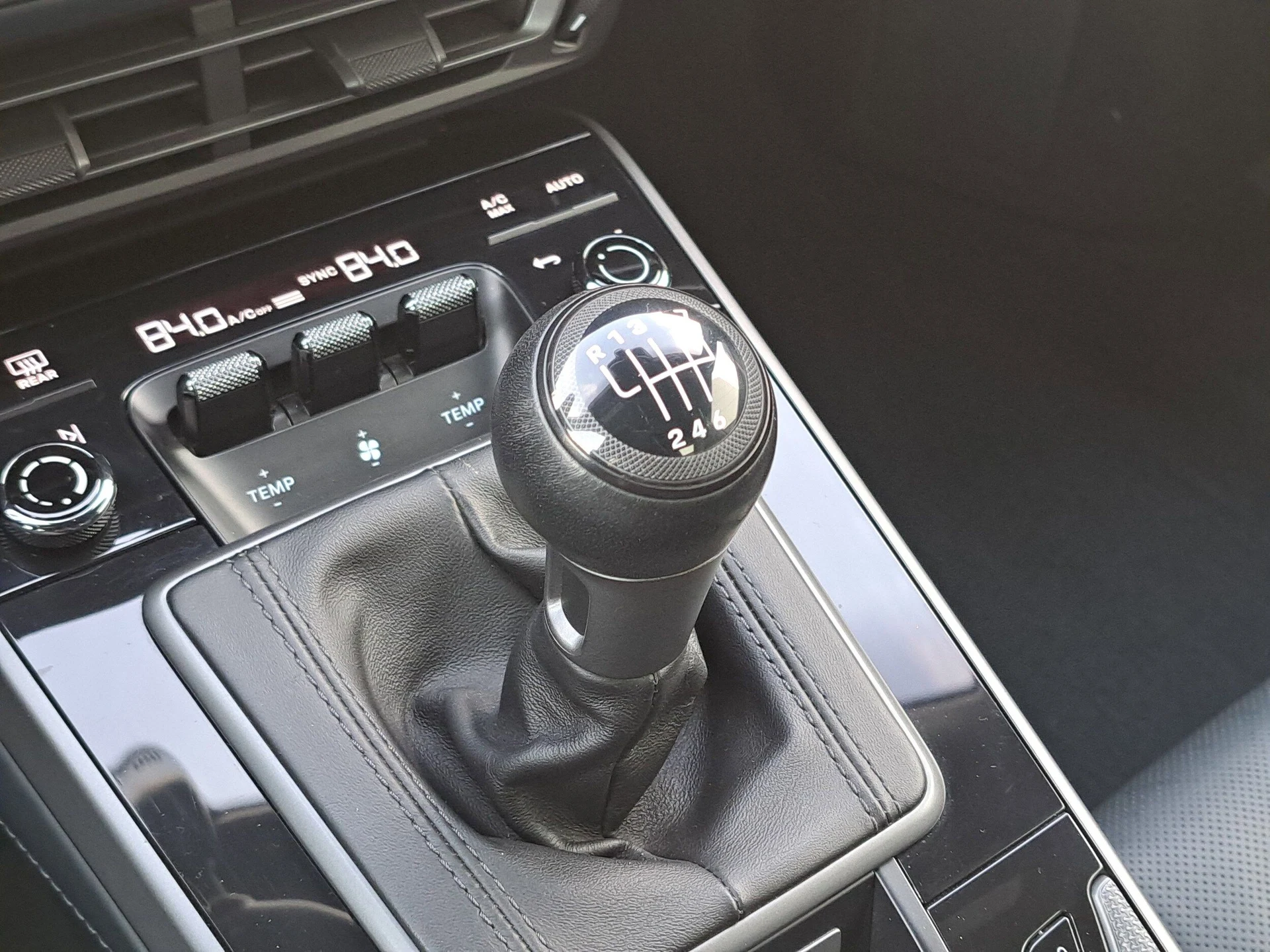 mph033_14651059_9bfeea27f74a749296ec20ec5356d3d7x_1be7442e41