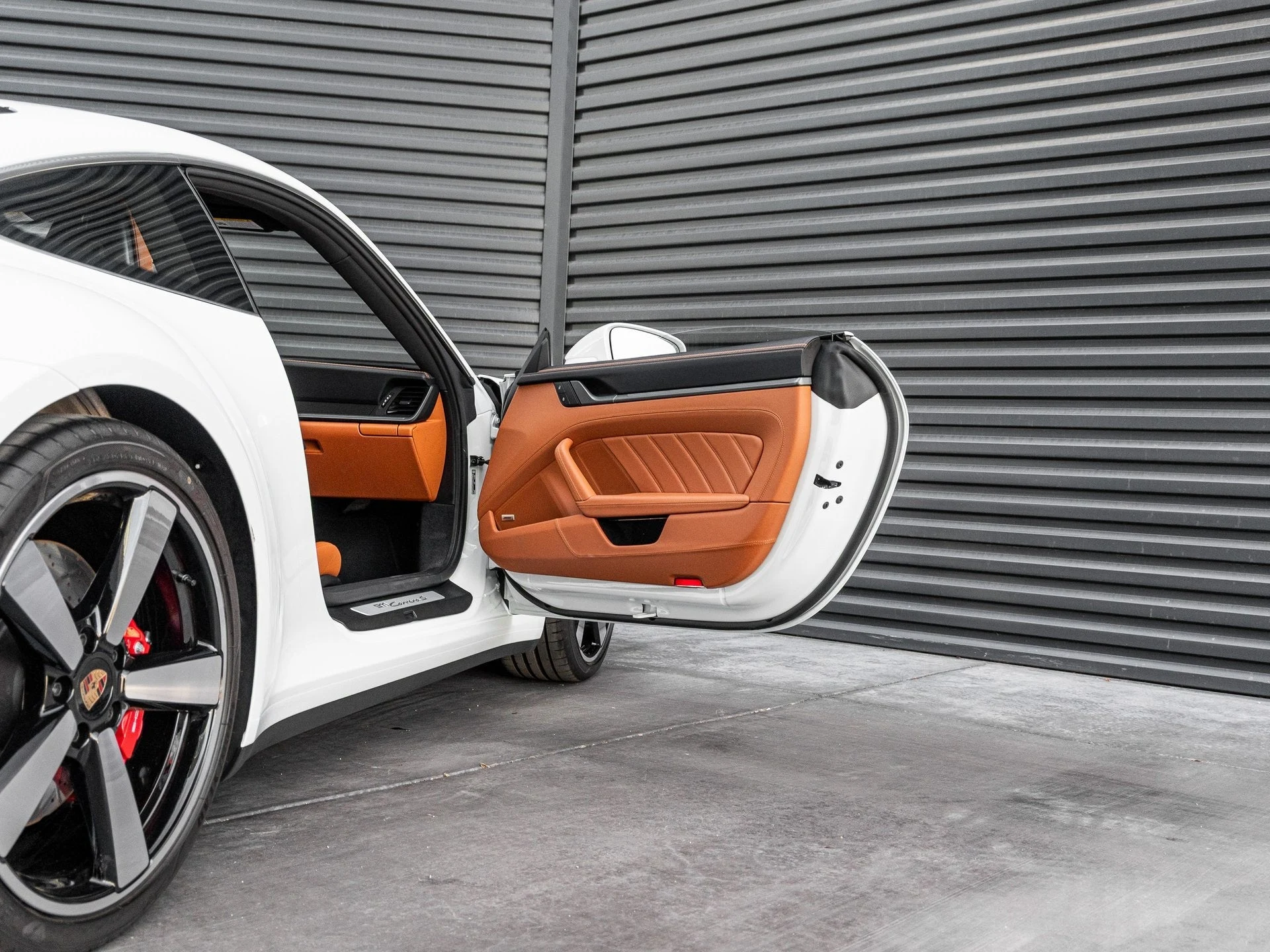 mph033_146596788_34_75cc65a0d2