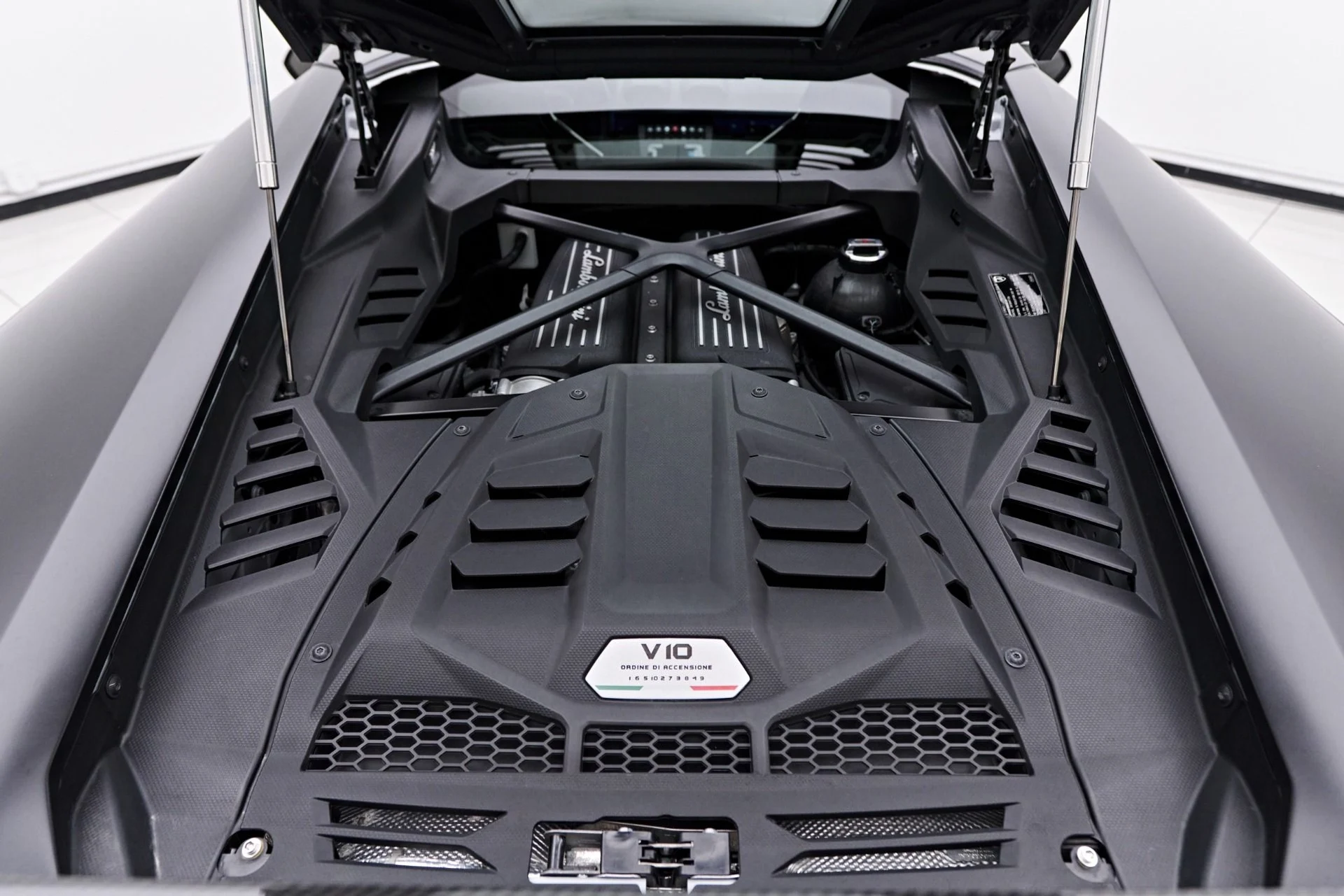 mph033_1471045516_Used_2021_Lamborghini_Huracan_EVO_Base_1758314661_6972cf7283