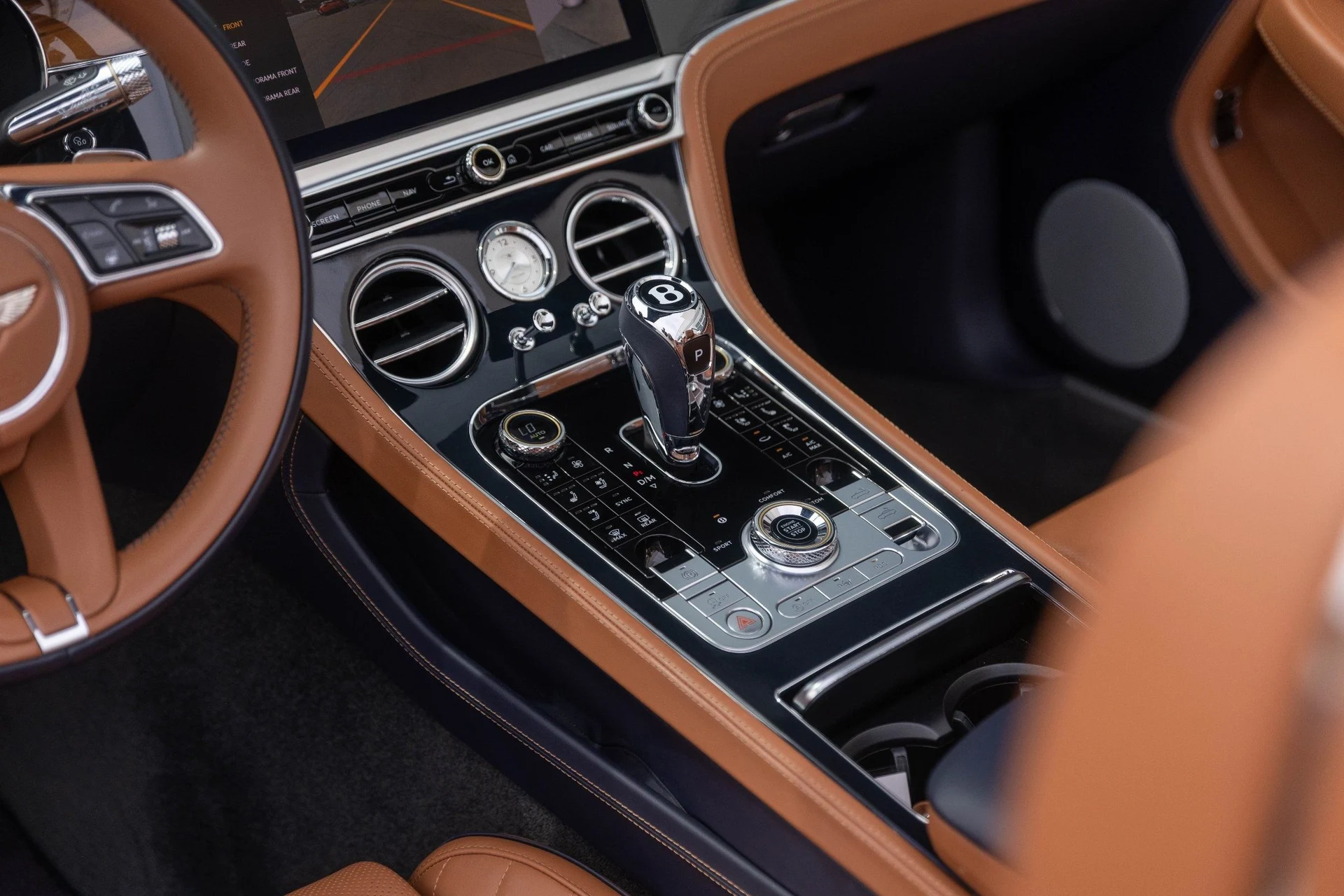 mph033_1498229042_Hi_Tech_Luxury_Imports_LLC_SCBDG_4_ZG_5_PC_006635_image_33_a73ef6bdc3