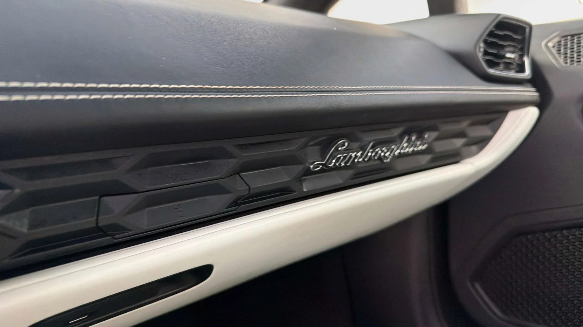 mph033_1507819561_content_homenetiol_com_2000017_2275072_0x0_03e1e7c7581d4352a99a5e211cbb39c4_d26dcd5592