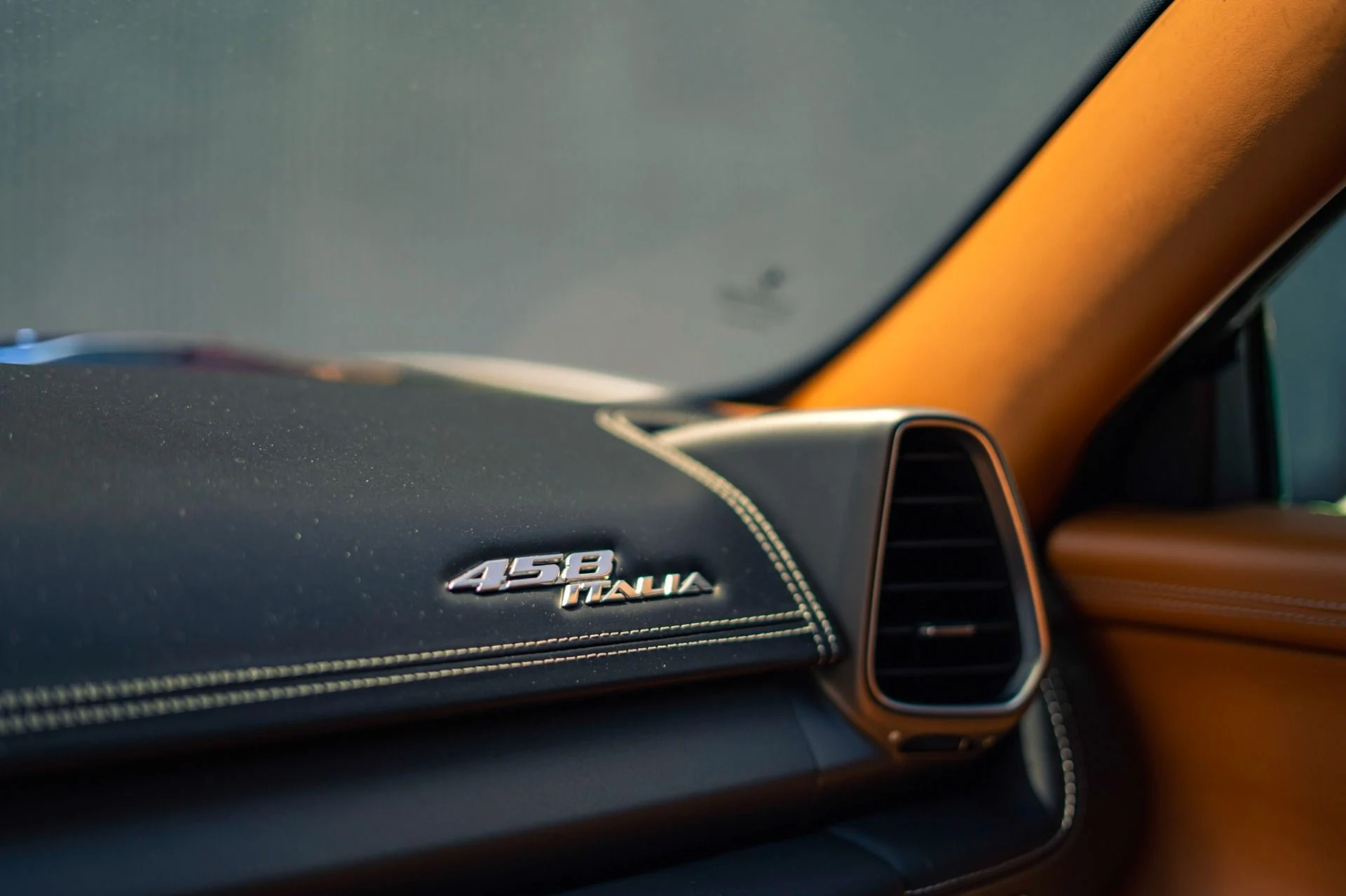 mph033_1514406444_Used_2012_Ferrari_458_Italia_1777320128_3362452e16