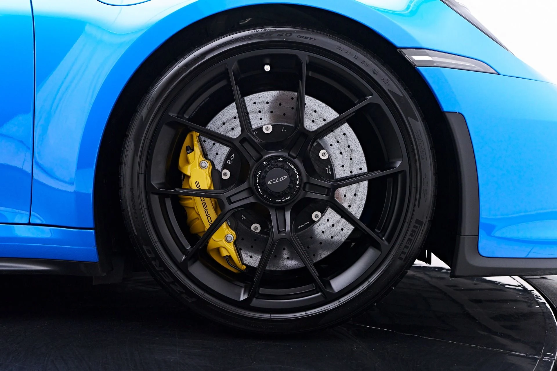 mph033_1518422882_Used_2022_Porsche_911_GT_3_1757034823_f875264c7c
