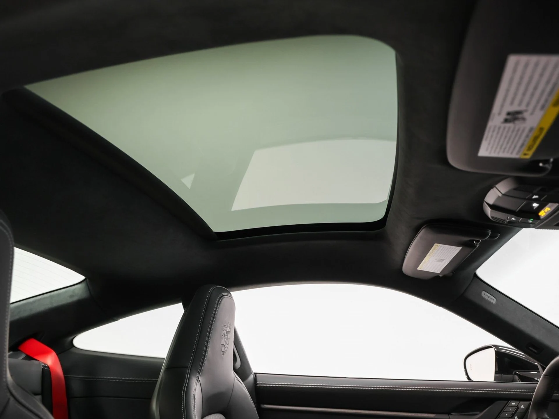 mph033_152666654_34_37560d499c