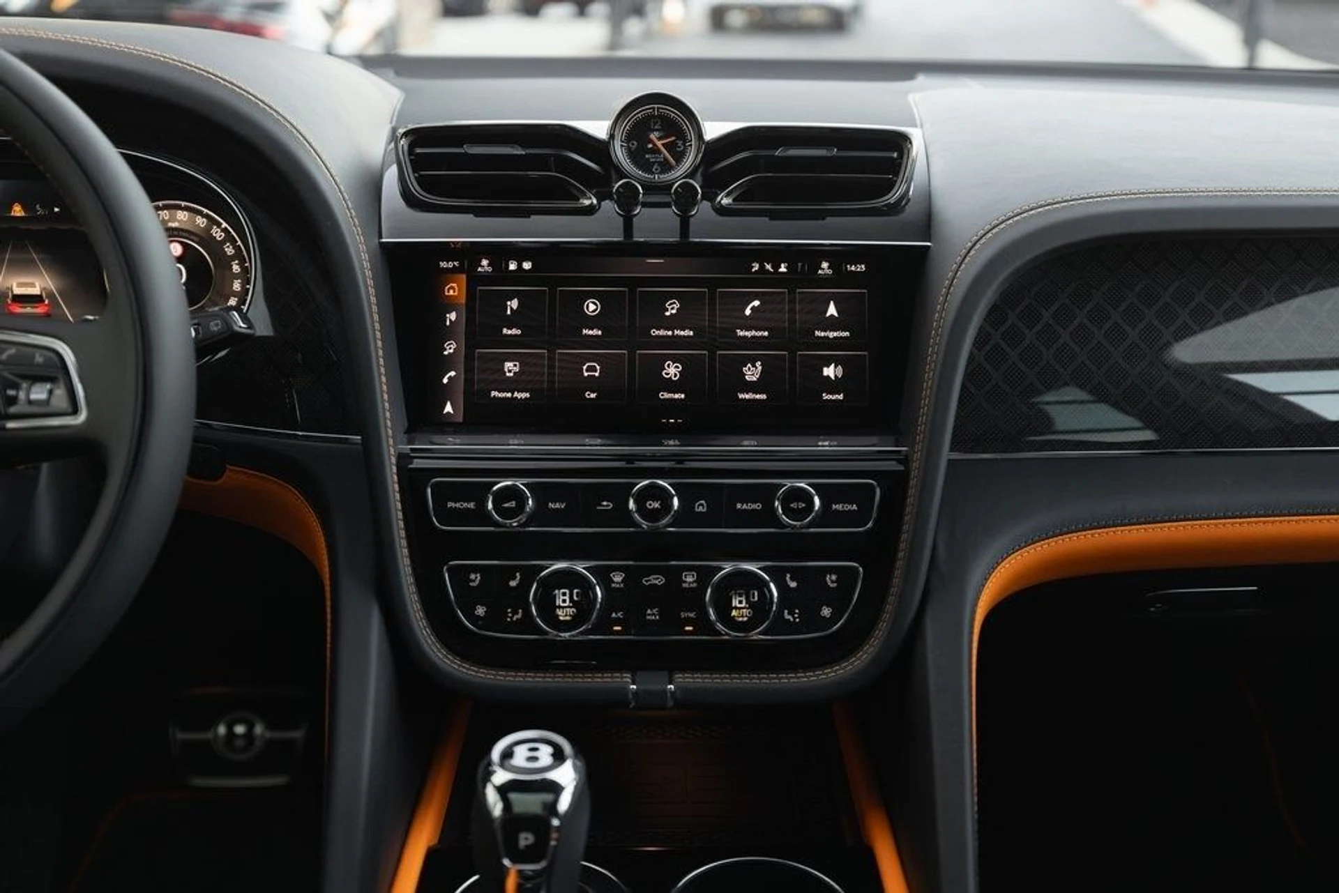 mph033_1537583805_b85747a4badfdeb9a707ce0d6043f87ax_d4c492f279