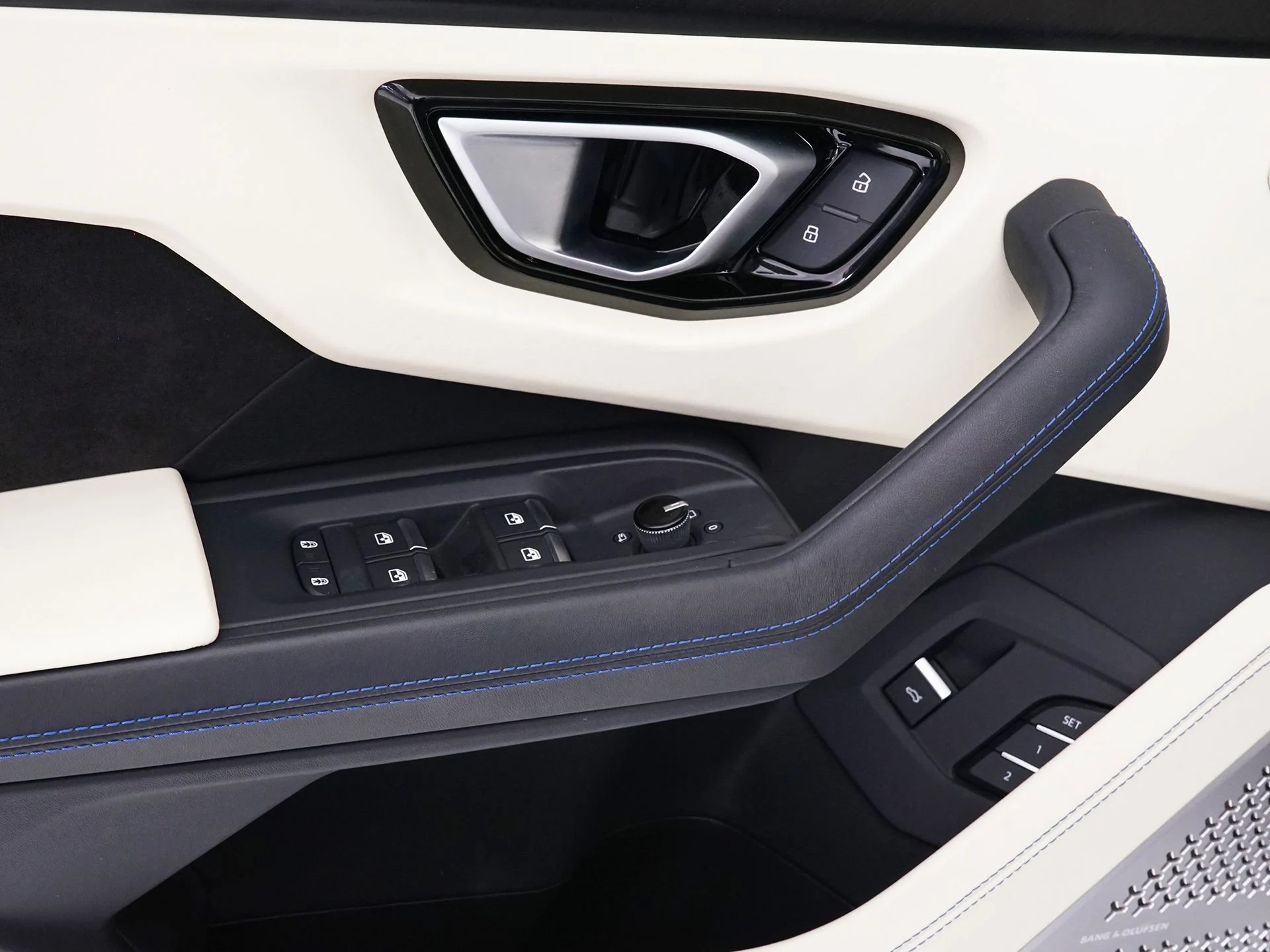 mph033_1551670441_c44752206af7bf3f9601fc2ac115d842x_4be7d45042