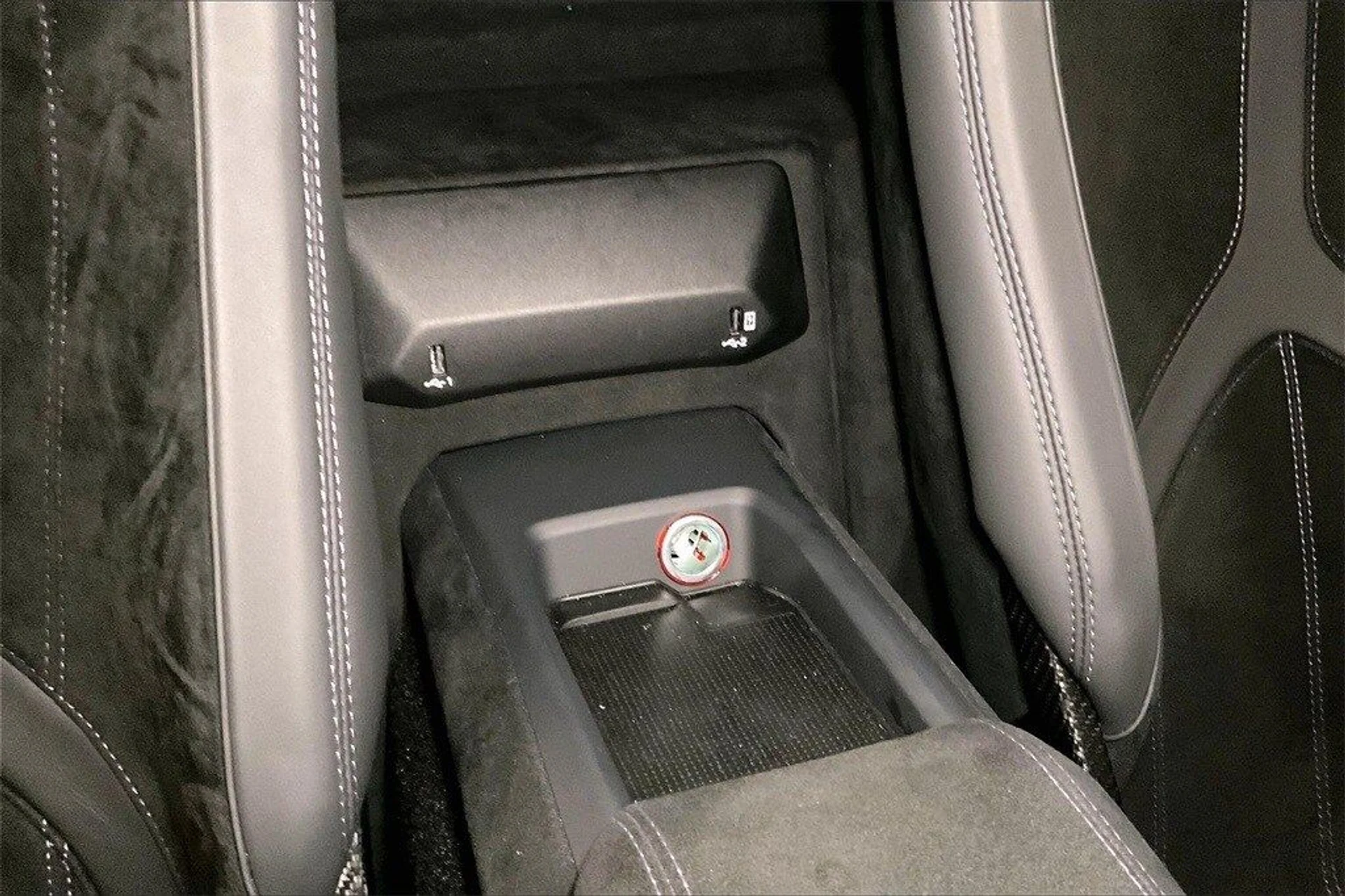 mph033_1561578260_dede5386e703004a773cb38c6c81c957x_2876a369cd