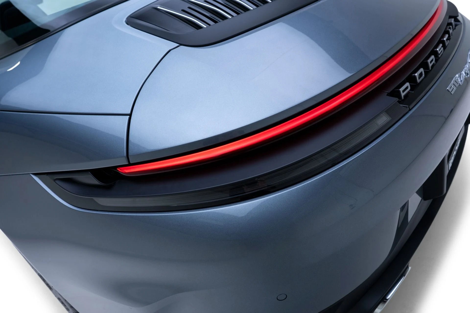 mph033_1562067770_Used_2026_Porsche_911_Targa_4_S_1780329851_2a91d48814