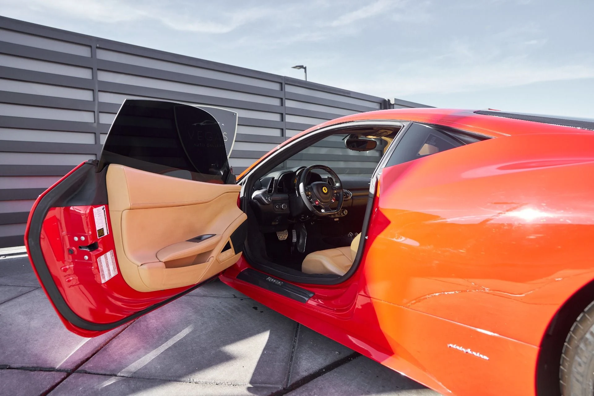 mph033_1565892648_Used_2013_Ferrari_458_Italia_Base_1764783140_c2e58c0305