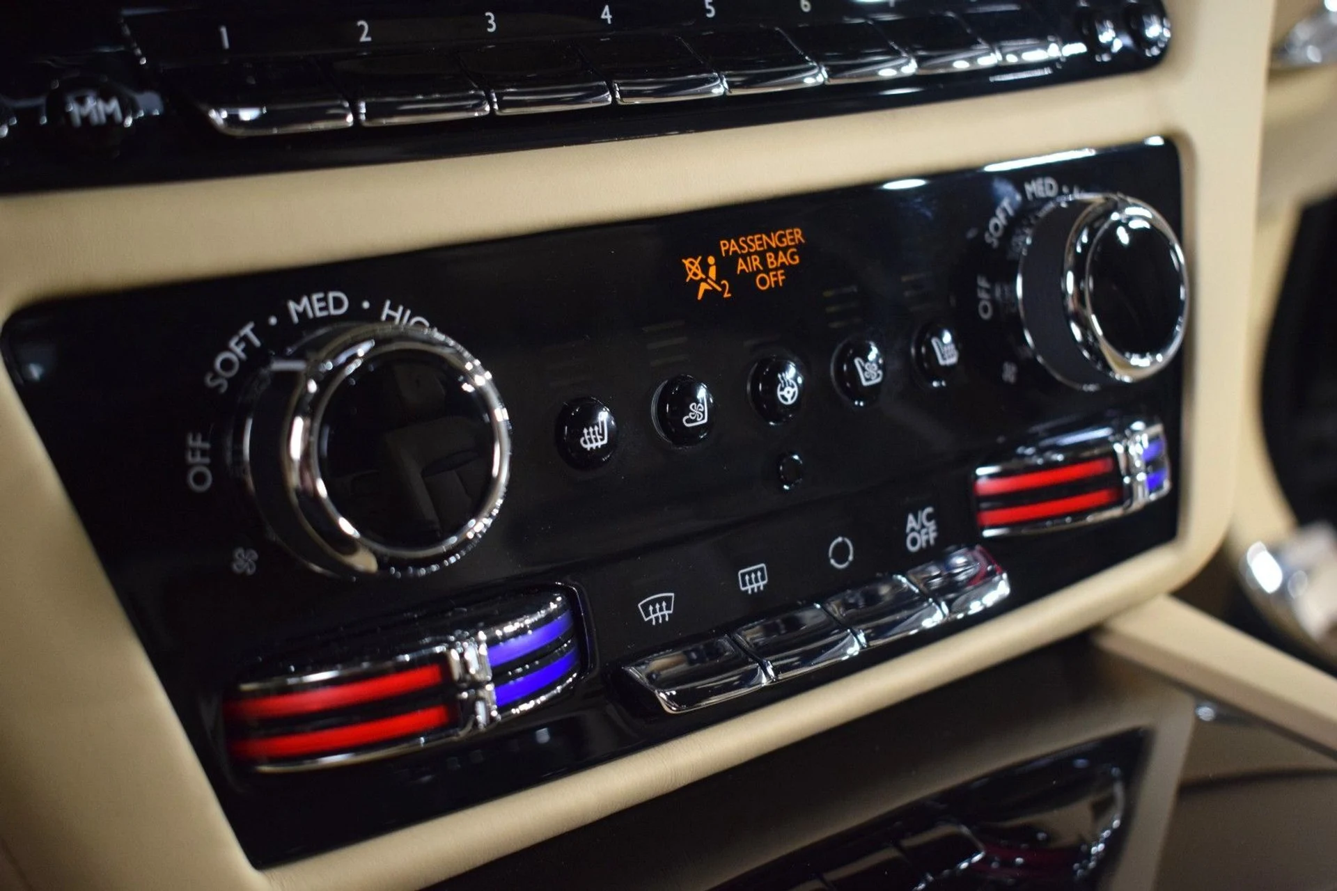 mph033_1566285136_c1554a43c6328a3c4e92655e73293fffx_96751949f0