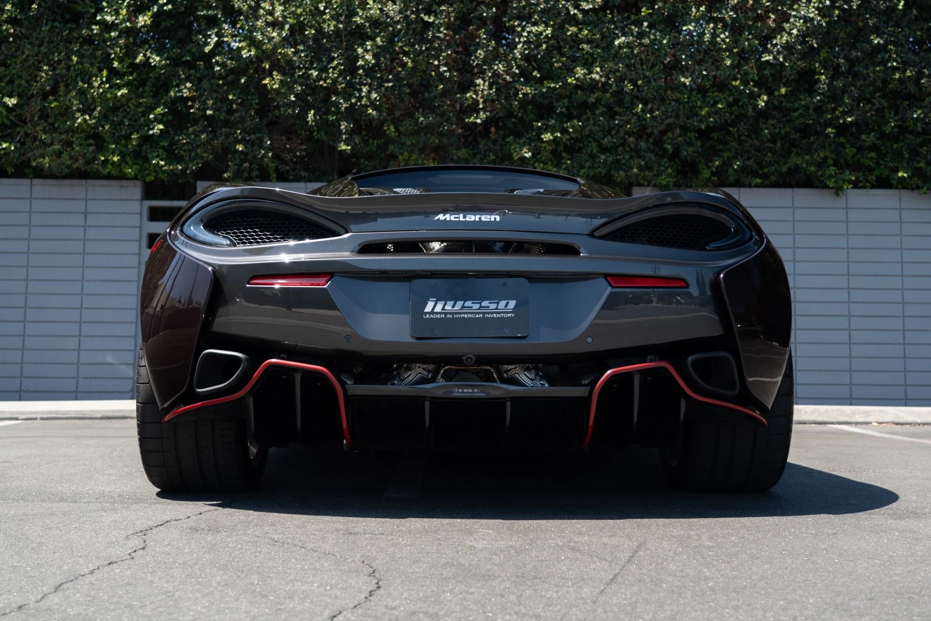 mph033_1570061470_Used_2016_Mc_Laren_570_S_1757091575_d80008e37c