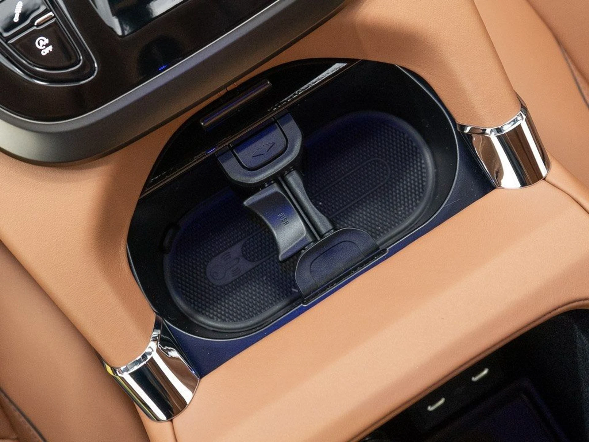 mph033_1577294232_73b831f2c15614eeb9f22fee5c33b7bc_afbd3a0141