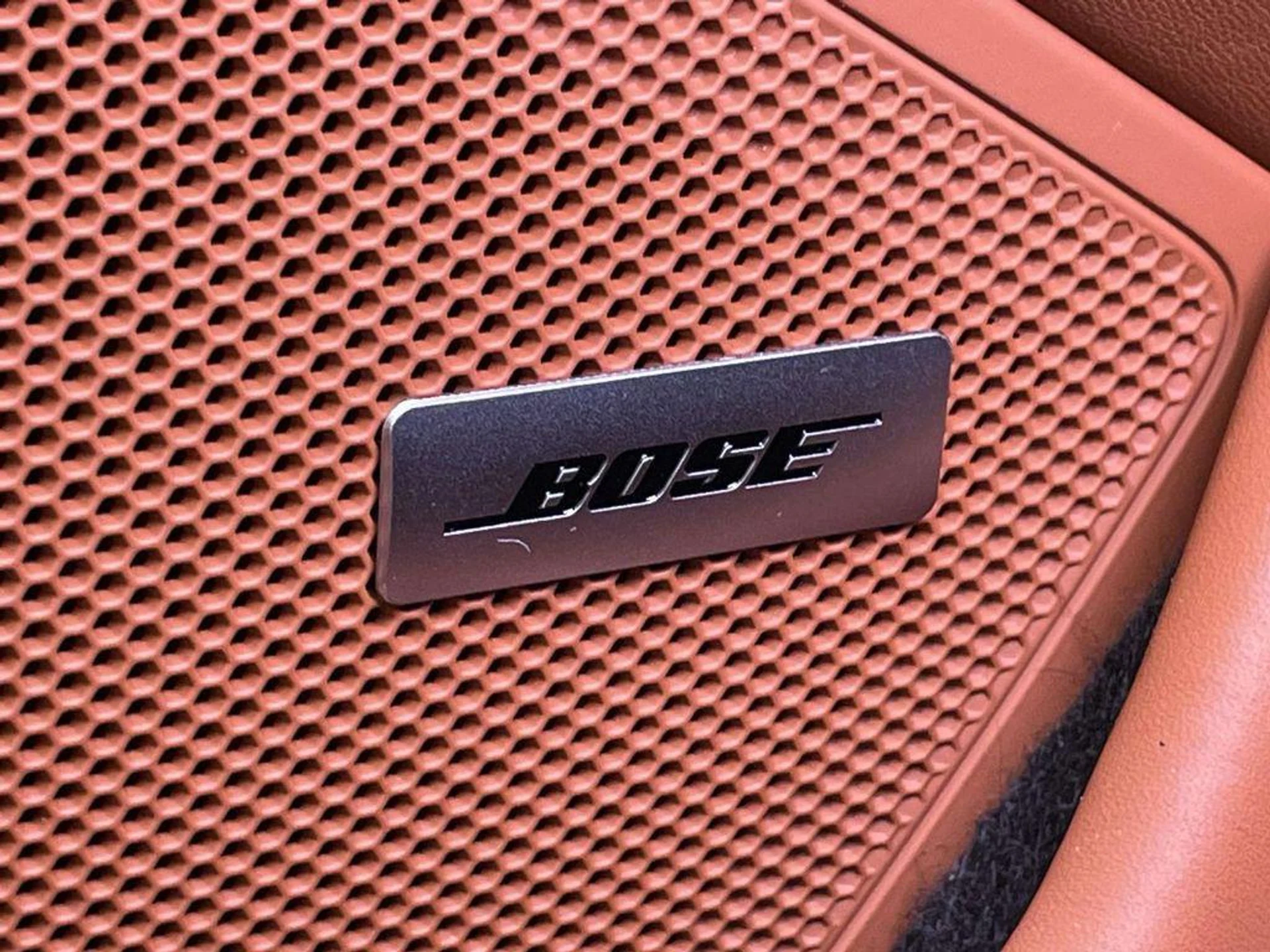 mph033_1581577852_Xv_Xf_X_Rc_MA_Nm_Wr_E_Avew4_Vxzh39_I_06a53e4173