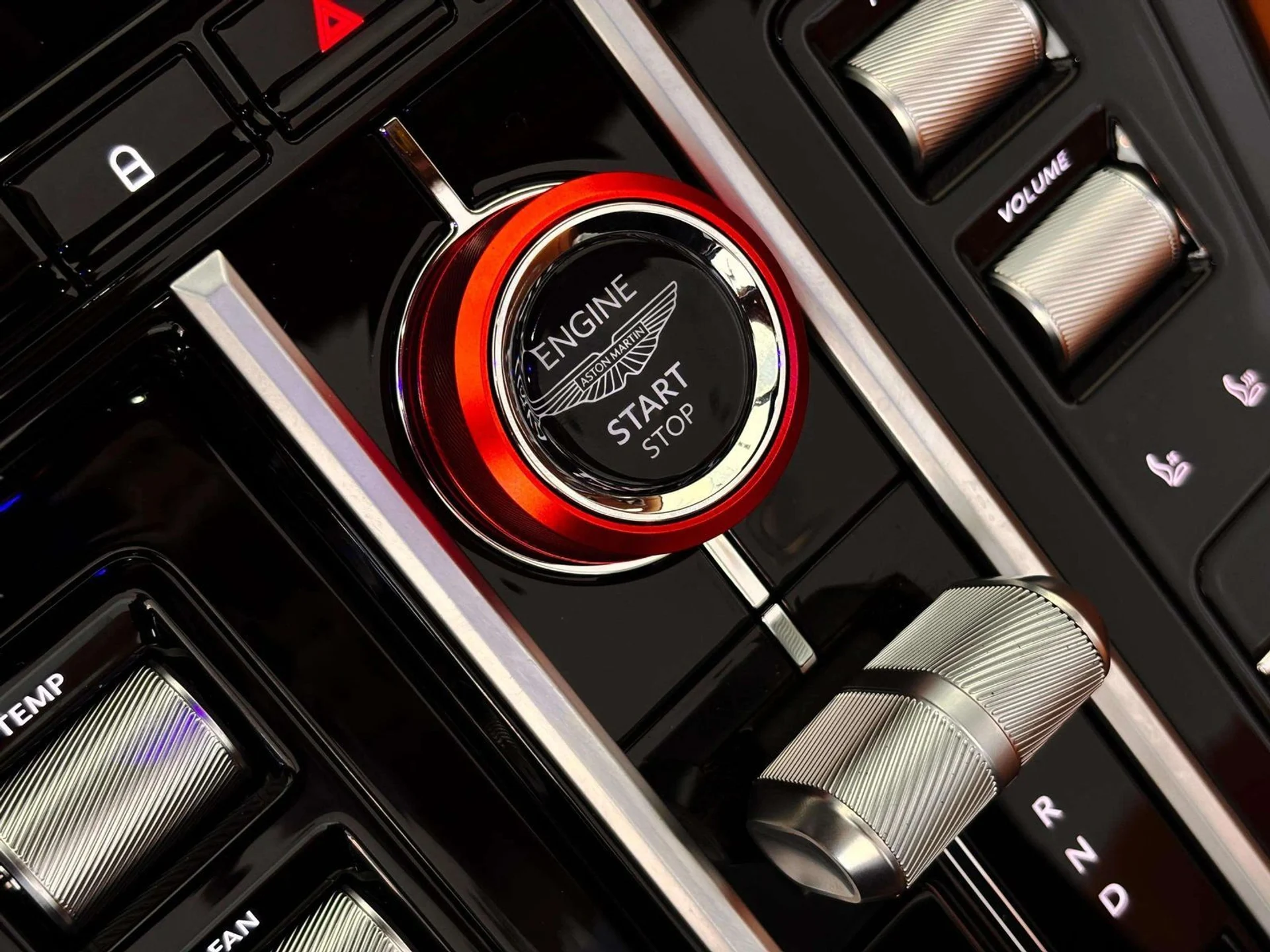 mph033_1588820963_191aefaa_e6ab_4c9d_9184_4be20c660eae_c99cd6274d