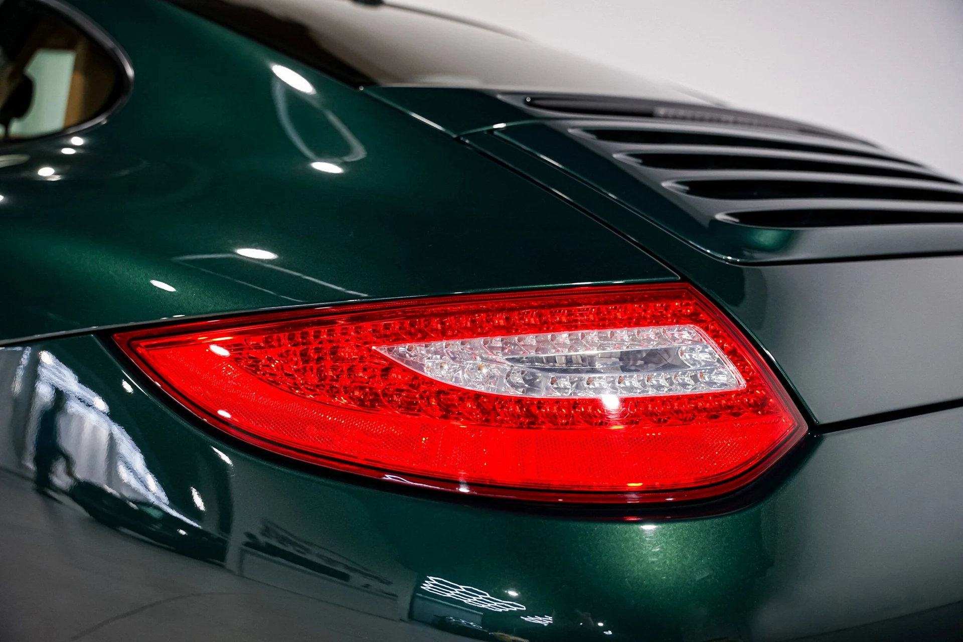 mph033_1590536247_b21d115f0786dec439d39e2915f79fa6x_0aaec6c1c8