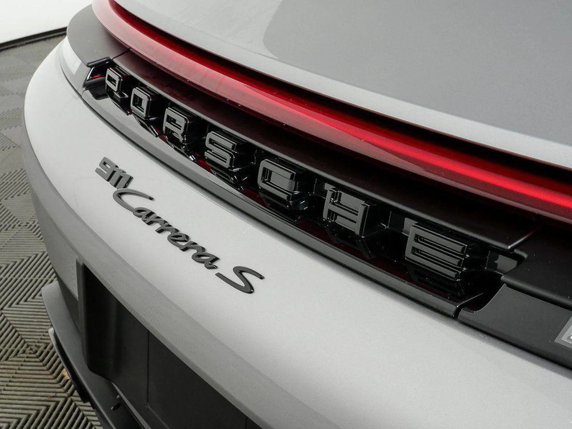 mph033_1600965539_sh_RZ_2_Ou_Hsu_CG_a_Hj_D_b_I_Yl_DR_20_65a3f6d552