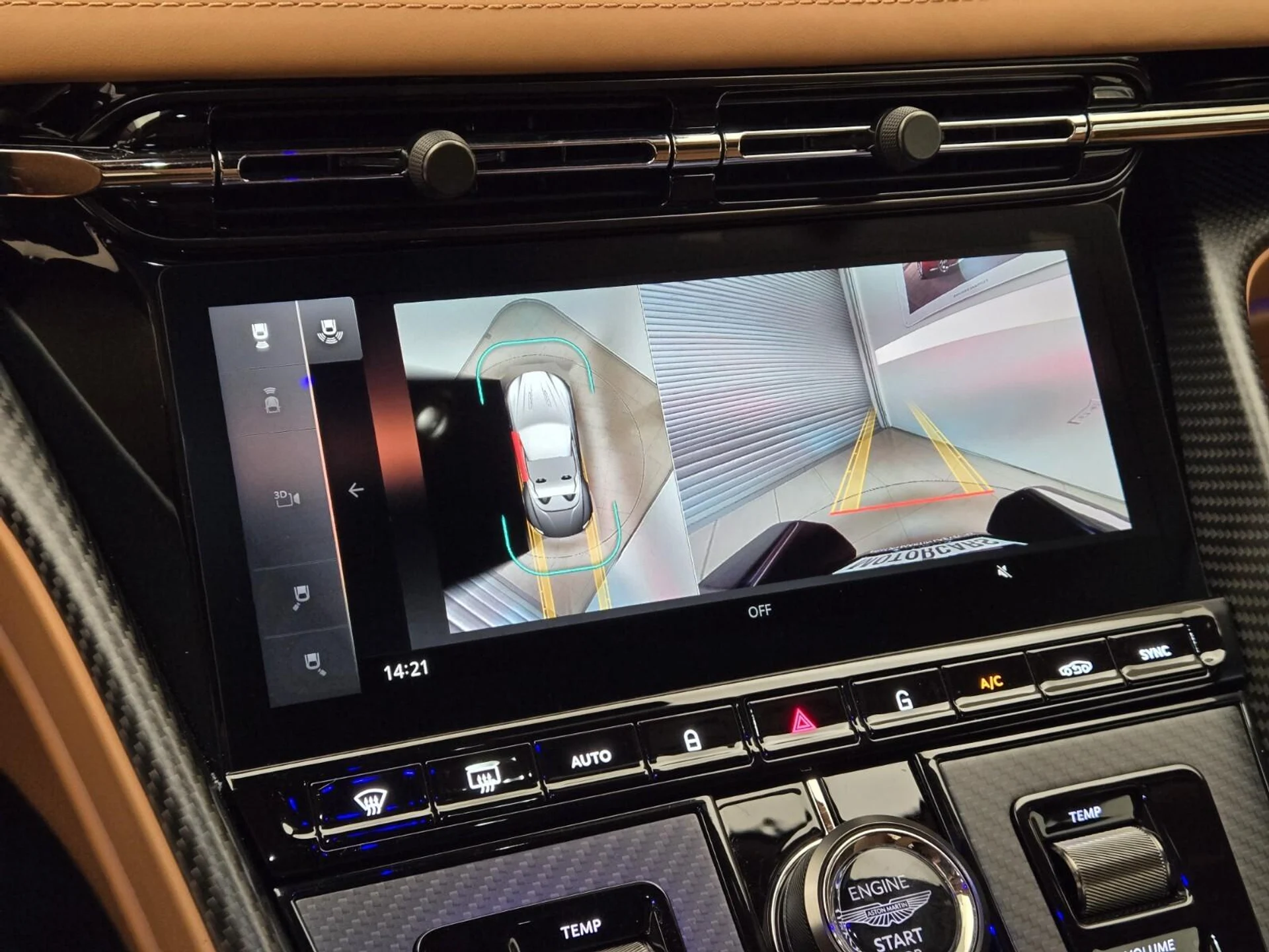 mph033_1617744683_New_2026_Aston_Martin_DB_12_Volante_1771740433_5c6652e7b2