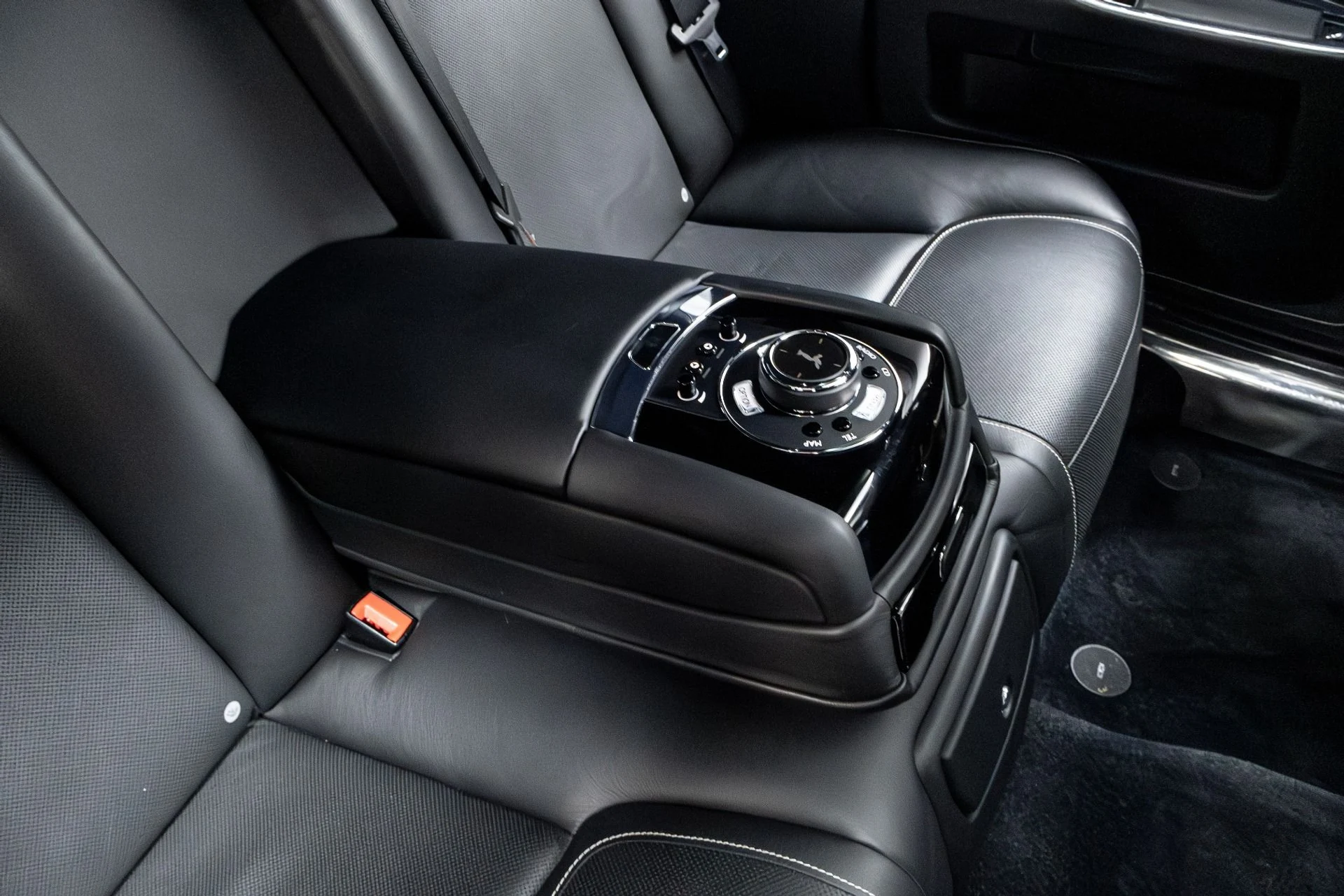 mph033_1627776051_Used_2016_Rolls_Royce_Ghost_1775019332_896684ef5b