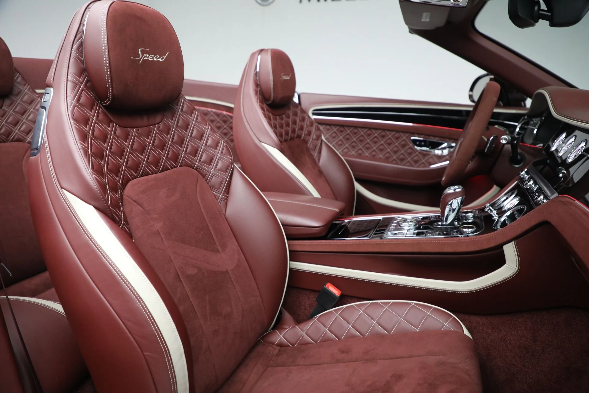mph033_1633376297_Used_2022_Bentley_Continental_GTC_Speed_38f091a737
