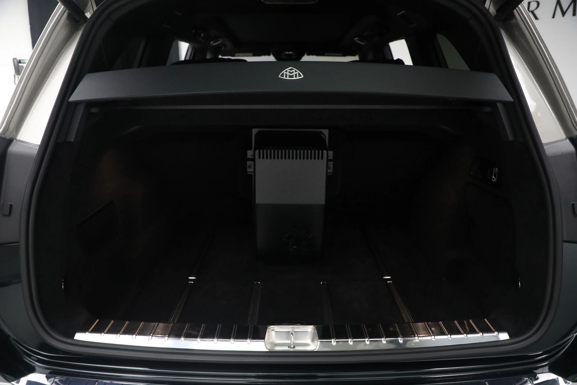 mph033_1636580460_Used_2024_Mercedes_Benz_Maybach_GLS_600_4_MATIC_1763566365_e1b4e51cff