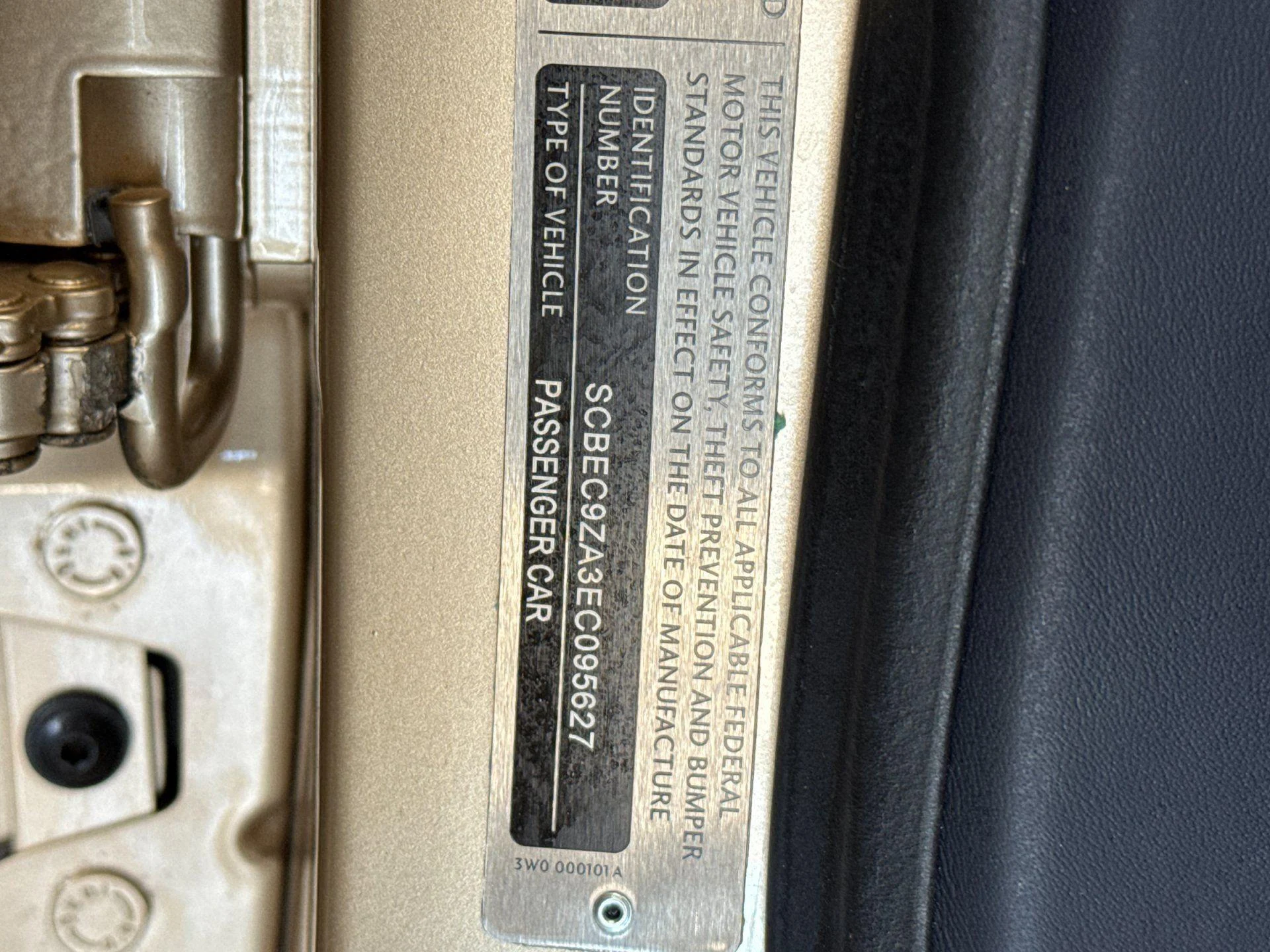 mph033_1639249745_Used_2014_Bentley_Flying_Spur_1786111355_1ca4b1e6a5