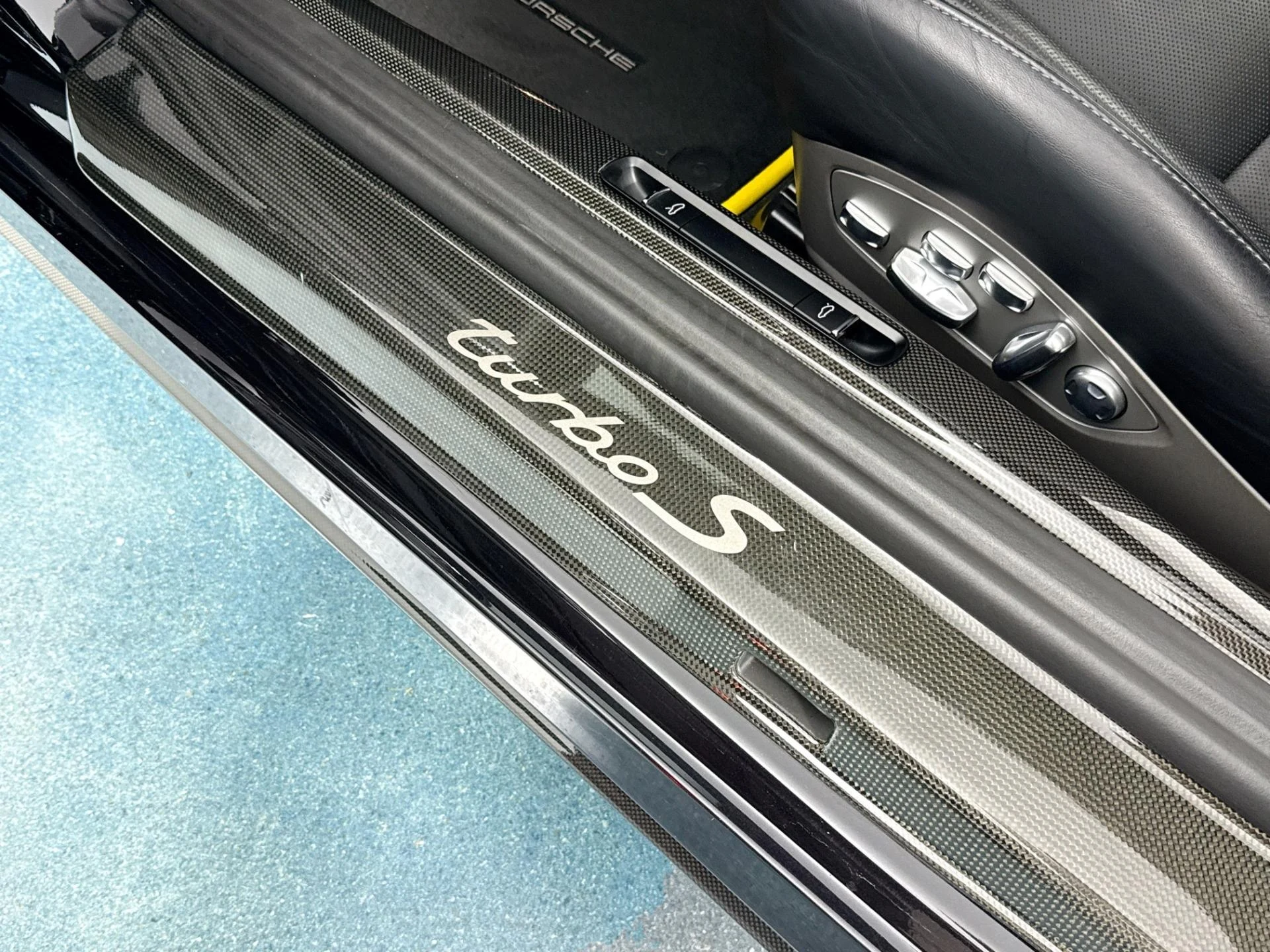 mph033_1640238418_Used_2014_Porsche_911_Turbo_S_1785187764_621286ec6b