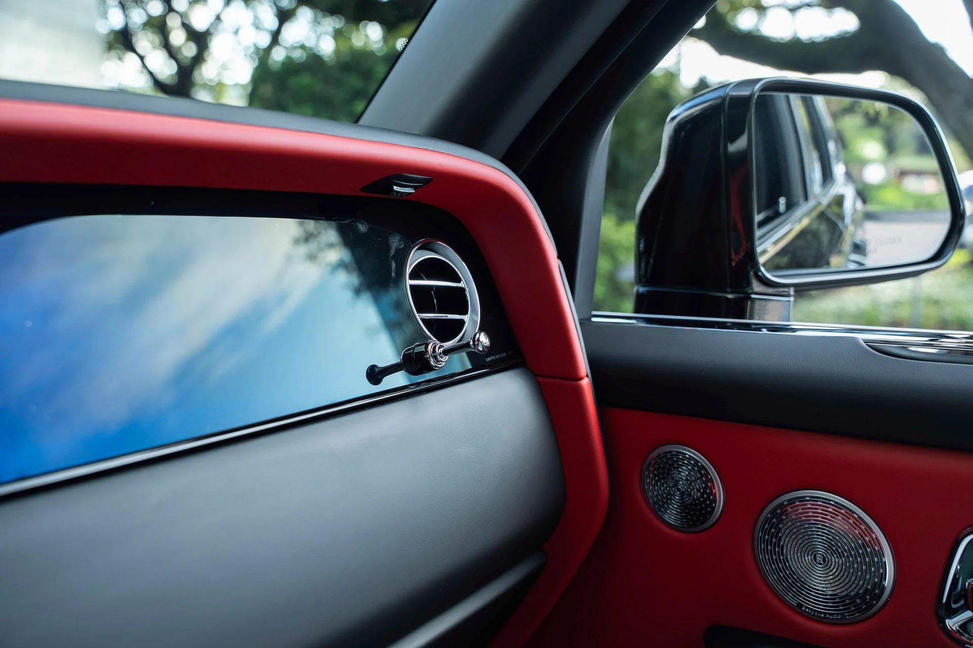 mph033_1640341018_459512611_695cc1d98f3ee920bf518750_08c3ba6477