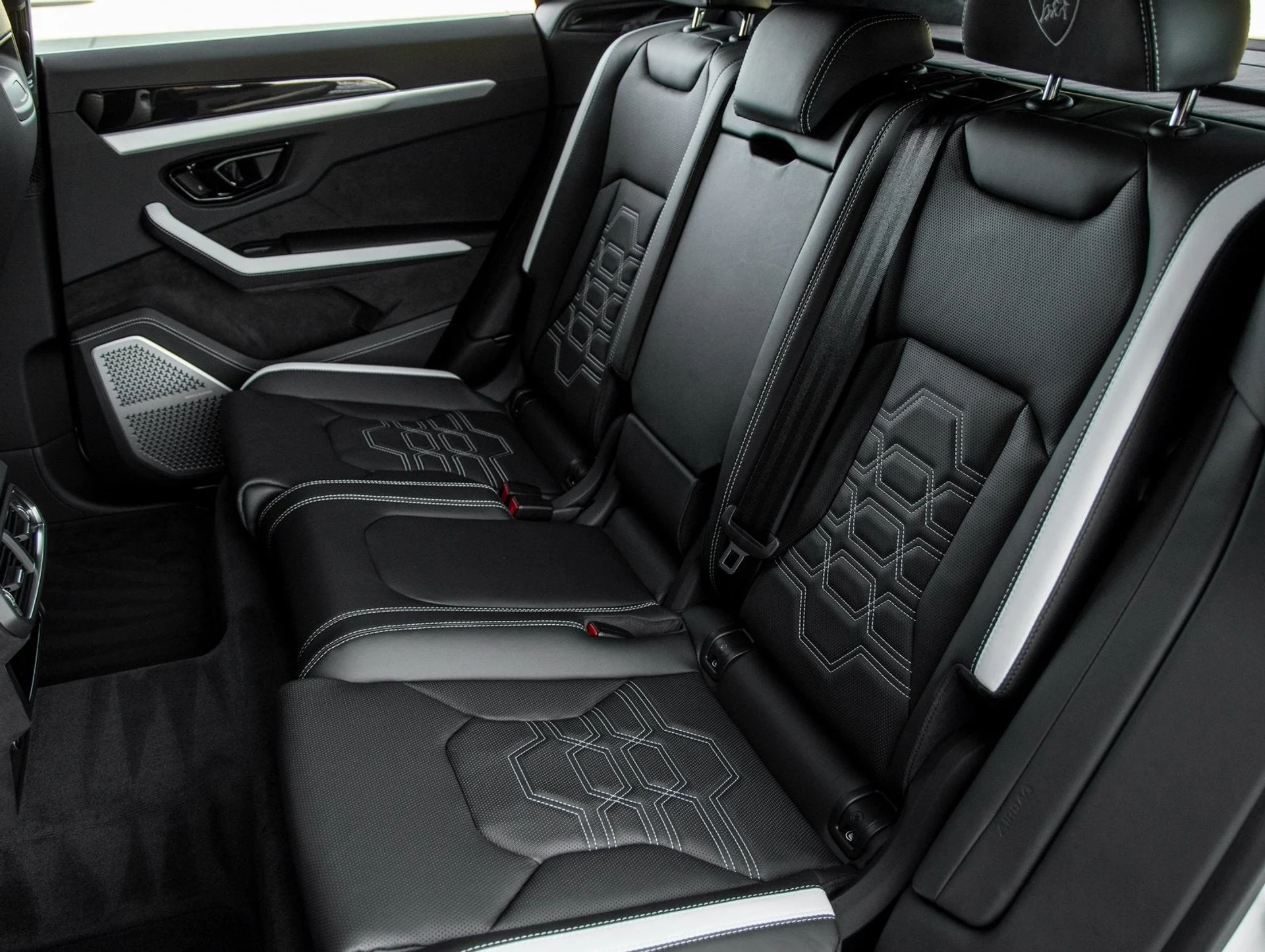 mph033_1642719800_34_15b18edc83