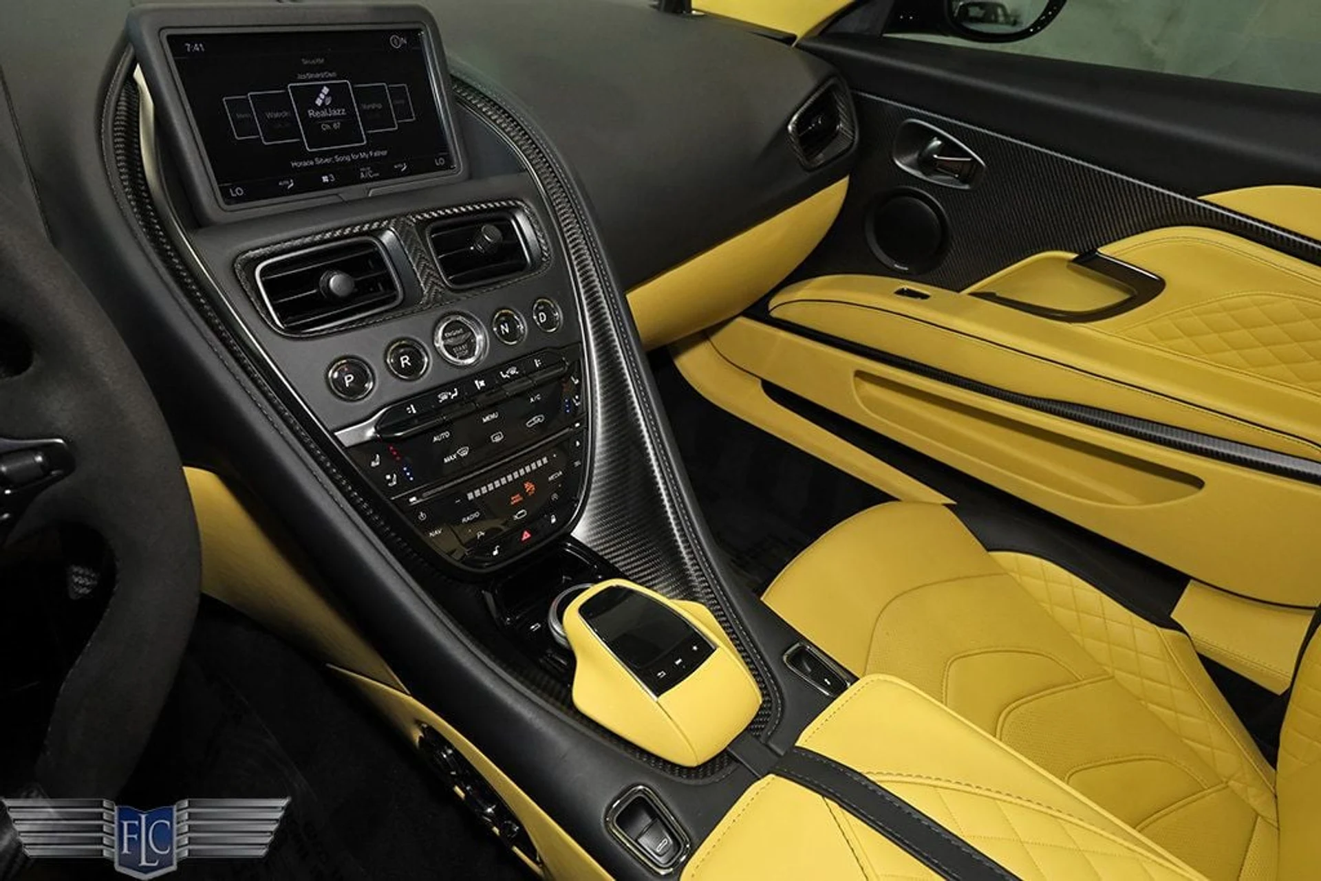 mph033_1645342637_used_2023_aston_martin_dbs_20235volante770ultimate_9689_22994688_34_1024_001c258cf9