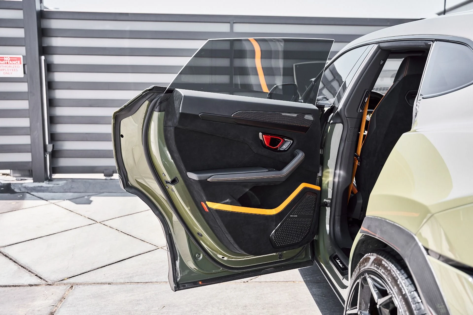 mph033_1647521399_Used_2023_Lamborghini_Urus_Performante_1778288915_03612ec78f