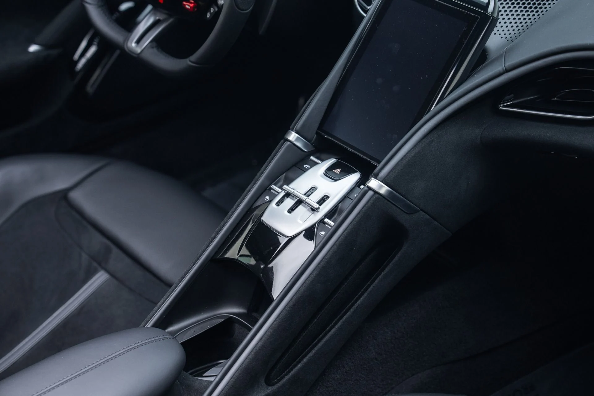 mph033_1656986203_Used_2025_Ferrari_Roma_Spider_1766089182_94ff5feb7b