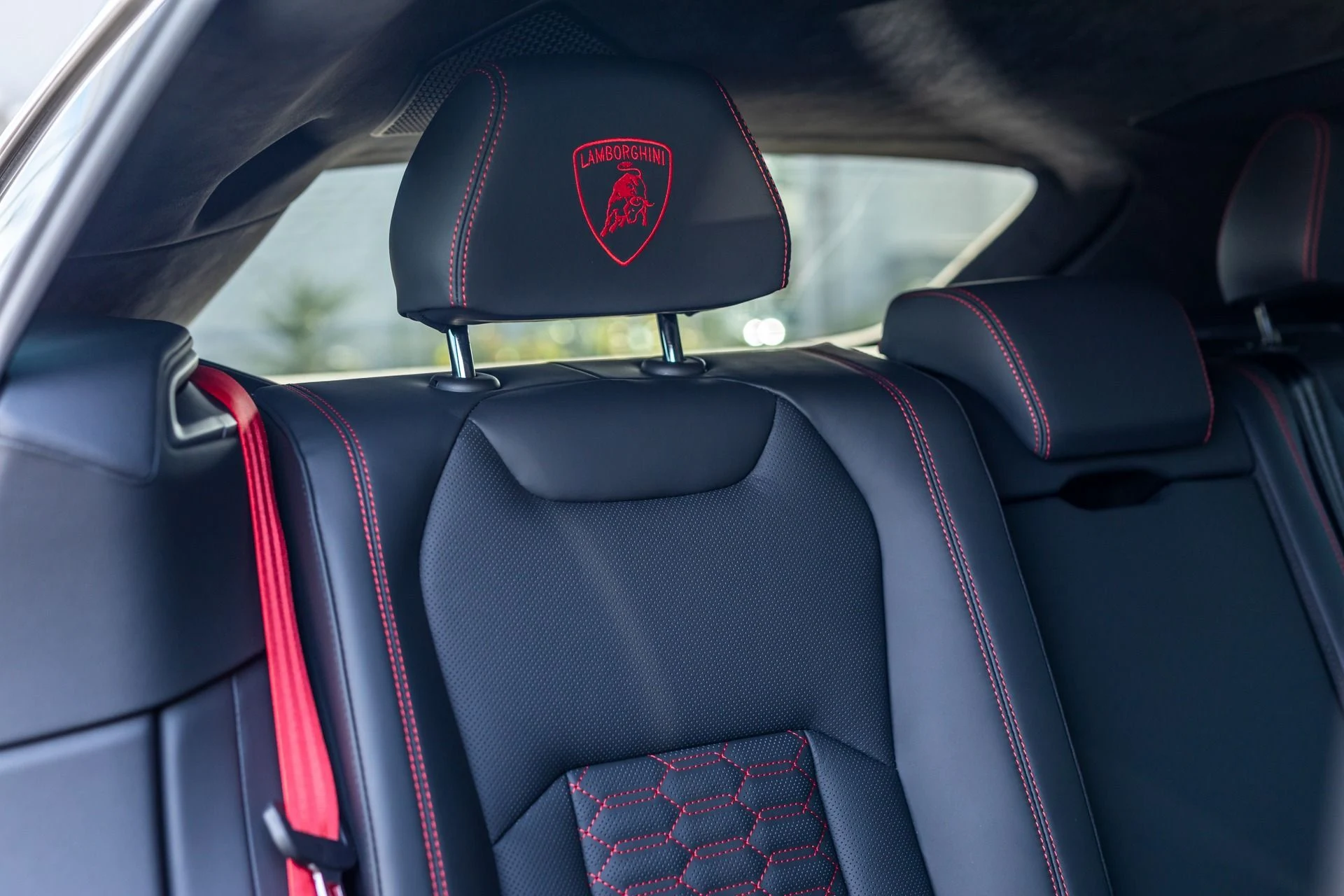 mph033_1659728812_Used_2023_Lamborghini_Urus_S_1764103574_fead16d530