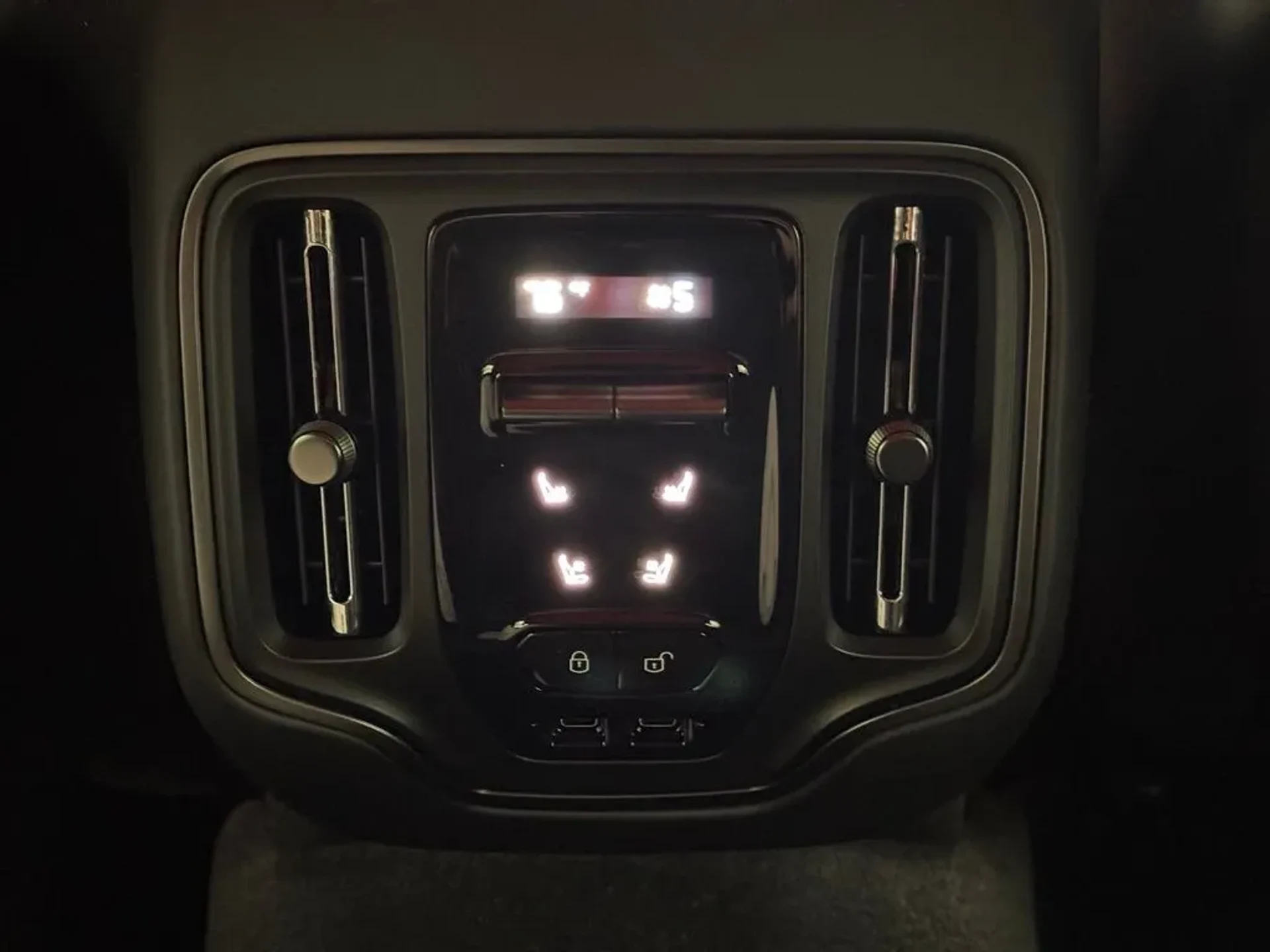 mph033_1660046333_xejb756jqj7m6o5akvcbtfw9692i_14f2913f59