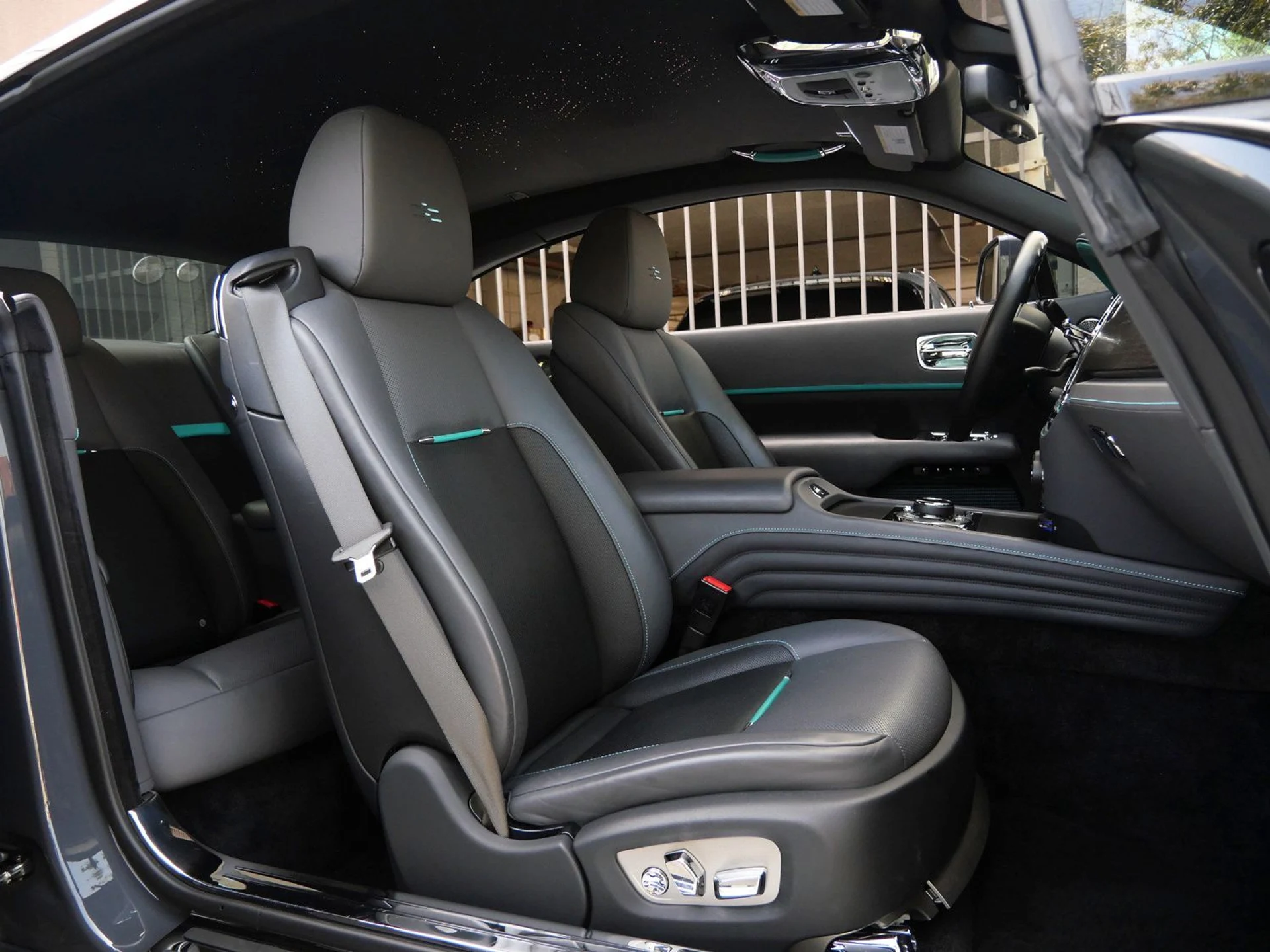 mph033_166086111_e44d887885abc0c6fa728686e9095ddbx_9f38f7d2cf