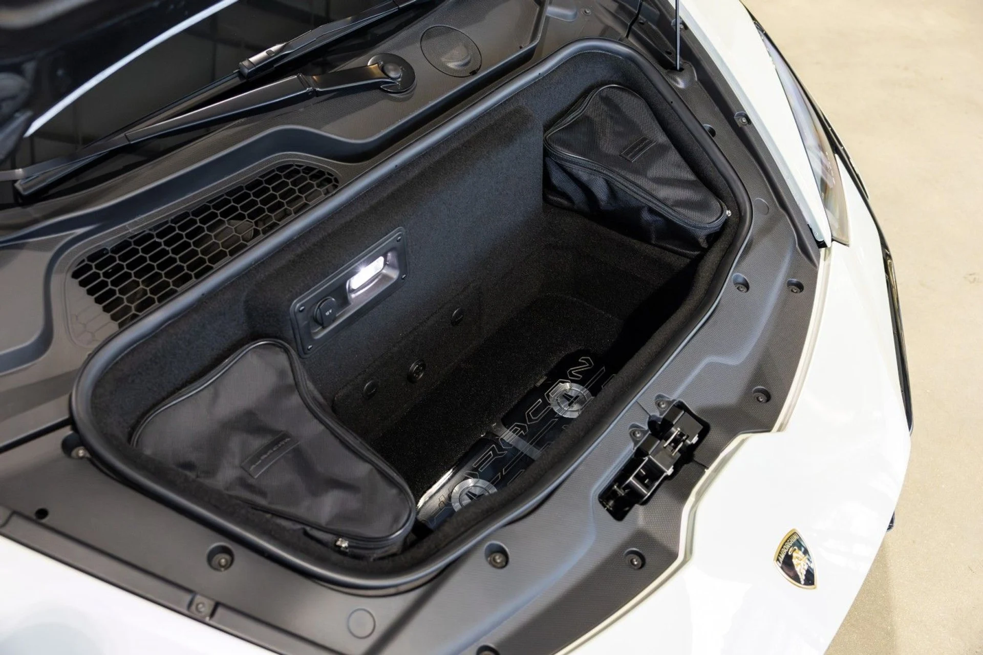 mph033_1671966260_e_Q_cc54cde91a