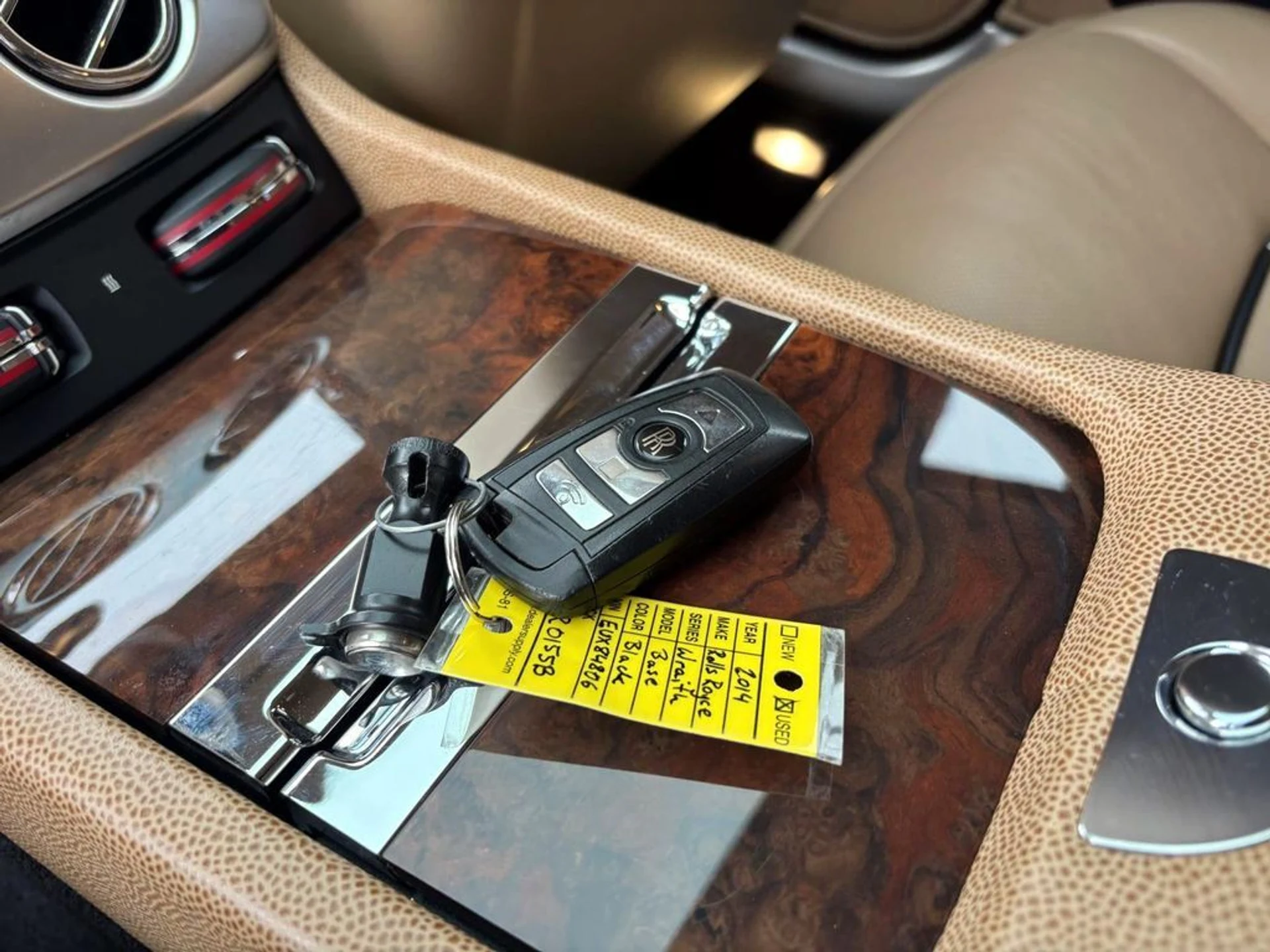 mph033_1676158396_1f1581261fec5d3f7b36a612f5be1800x_d7d0d4646a