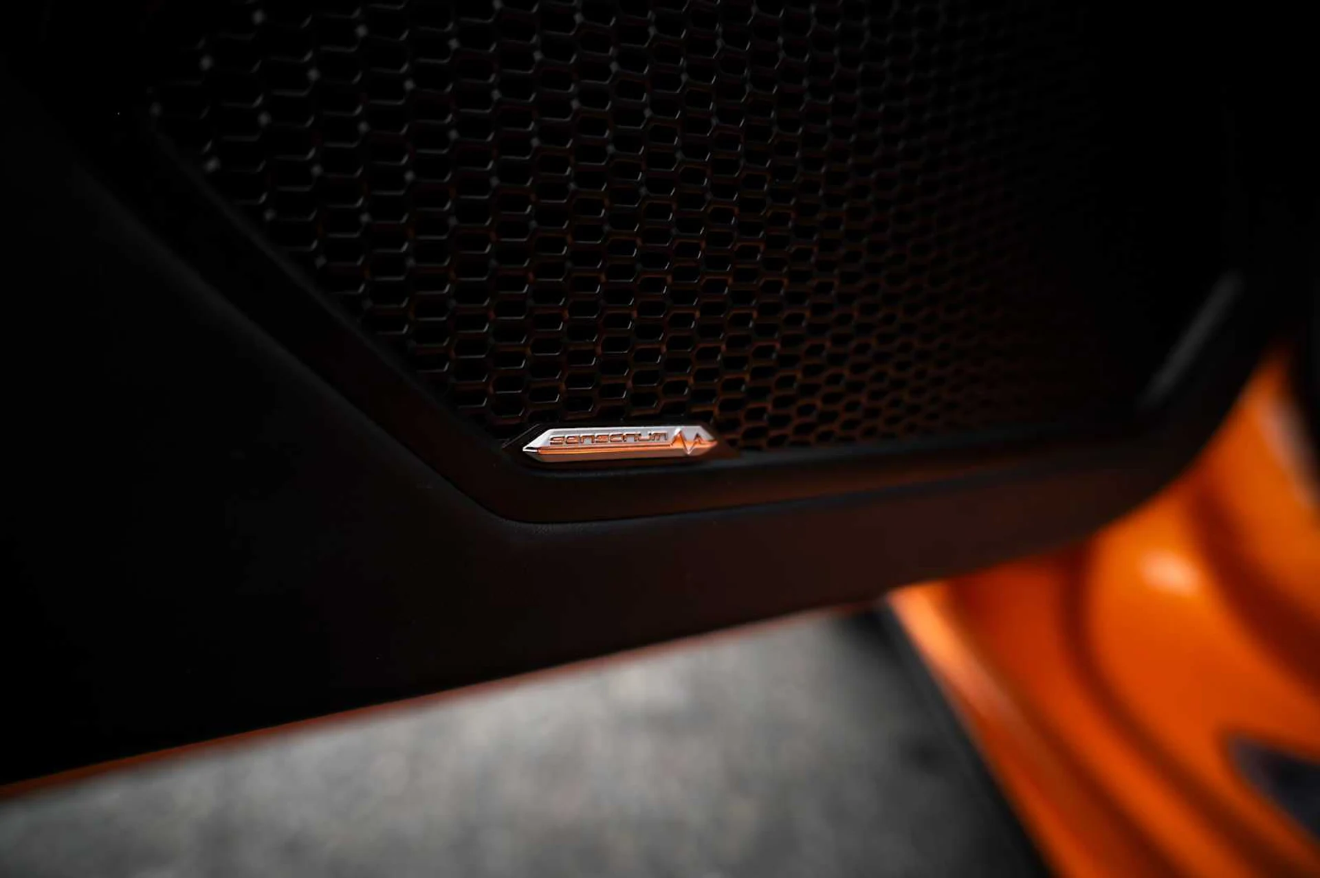 mph033_168923301_0c72128ebdf945b1c0cd19a11619d7f7x_131fbe012a