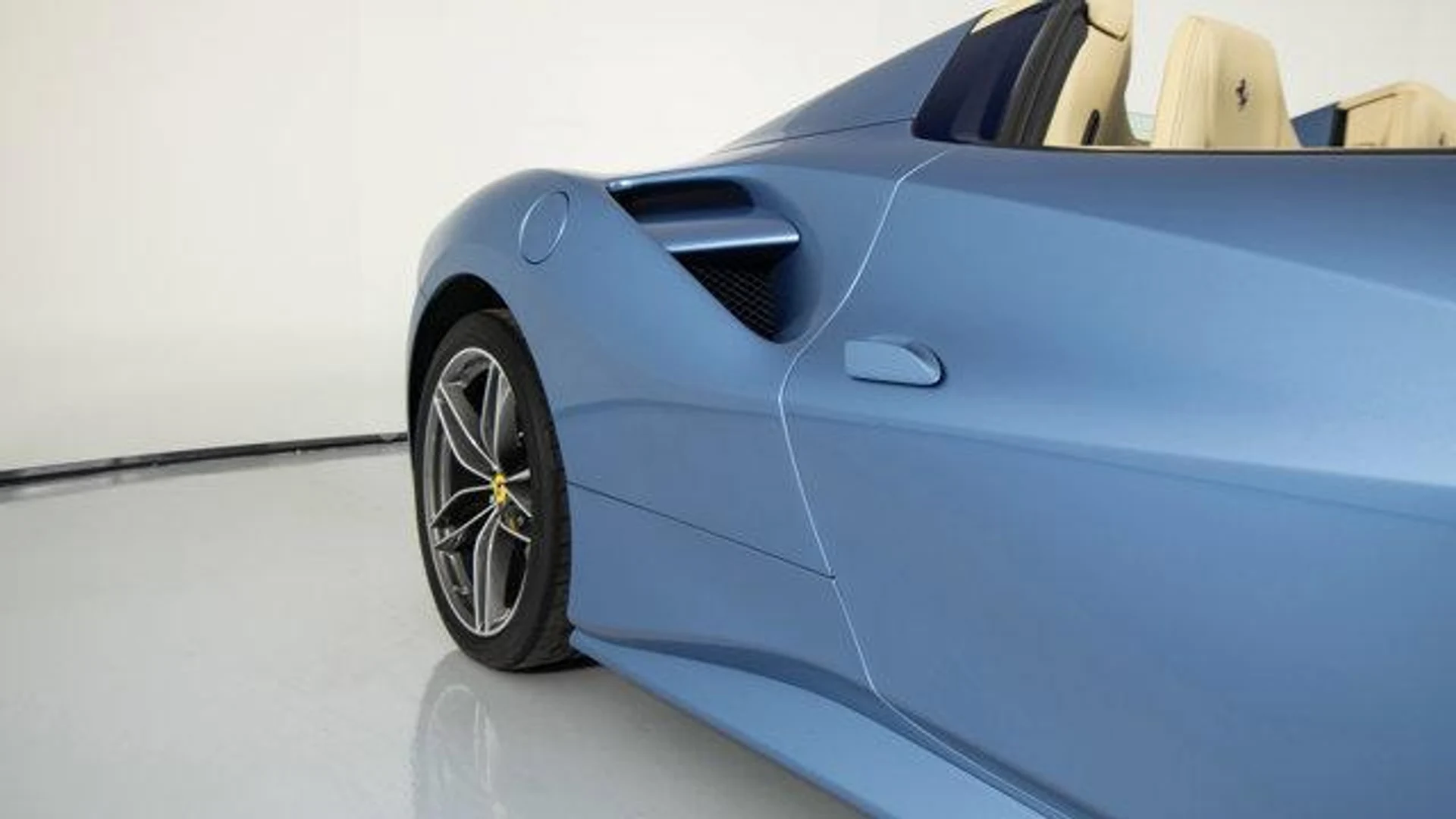 mph033_1694463912_k_Loyr_Io_Nboqv_d_Pmg_WC_Nt_Aw_A_Tvc_006054d7df