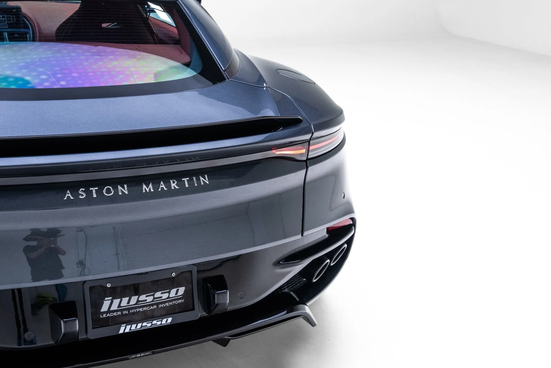 mph033_1696400712_Used_2019_Aston_Martin_DBS_Superleggera_1772826808_2c9ff55c66