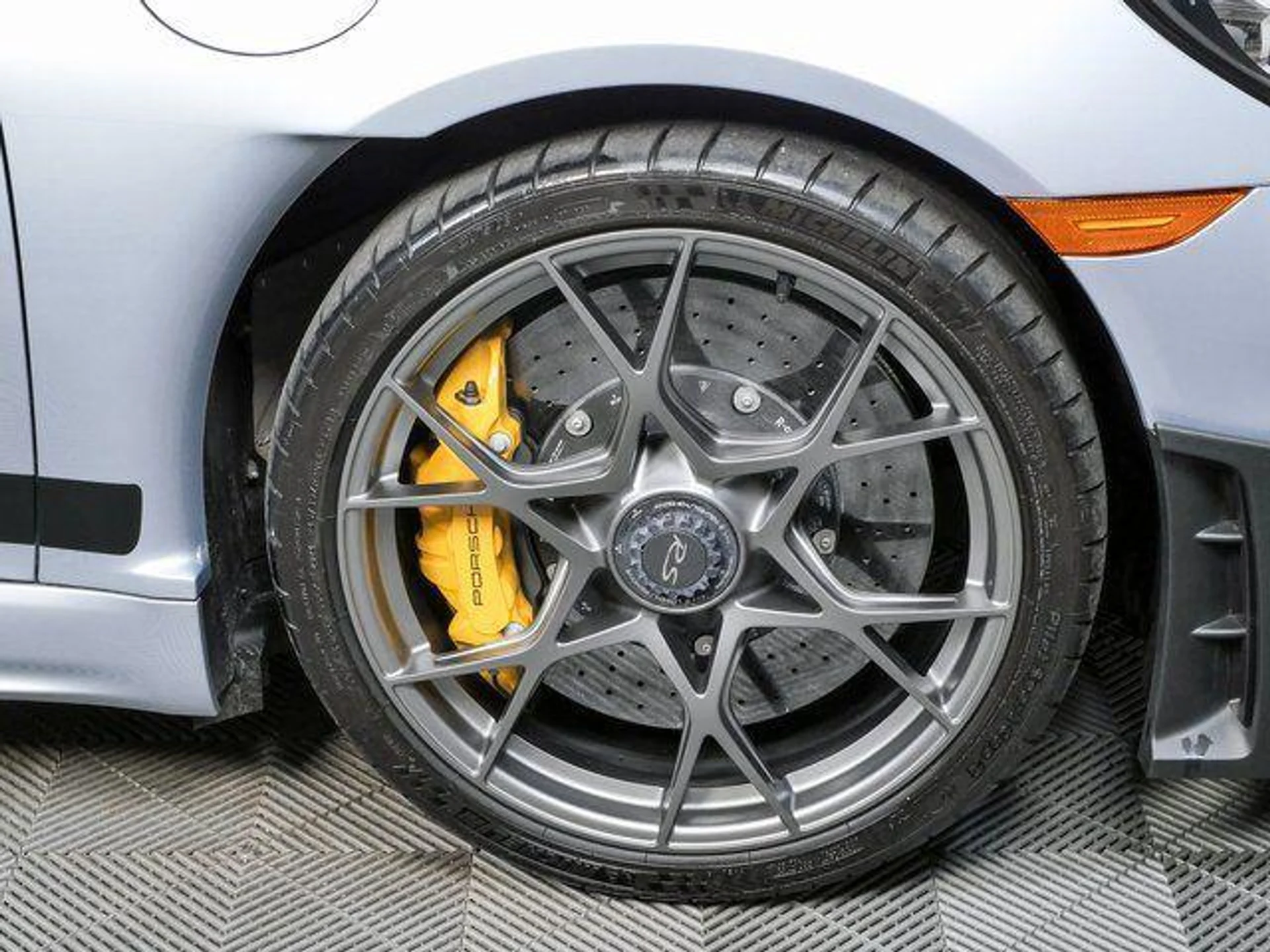 mph033_1696735733_MT_Qi_EIO_Et_UH_Dabk_zlc1_A4fh3so_c7f989b684