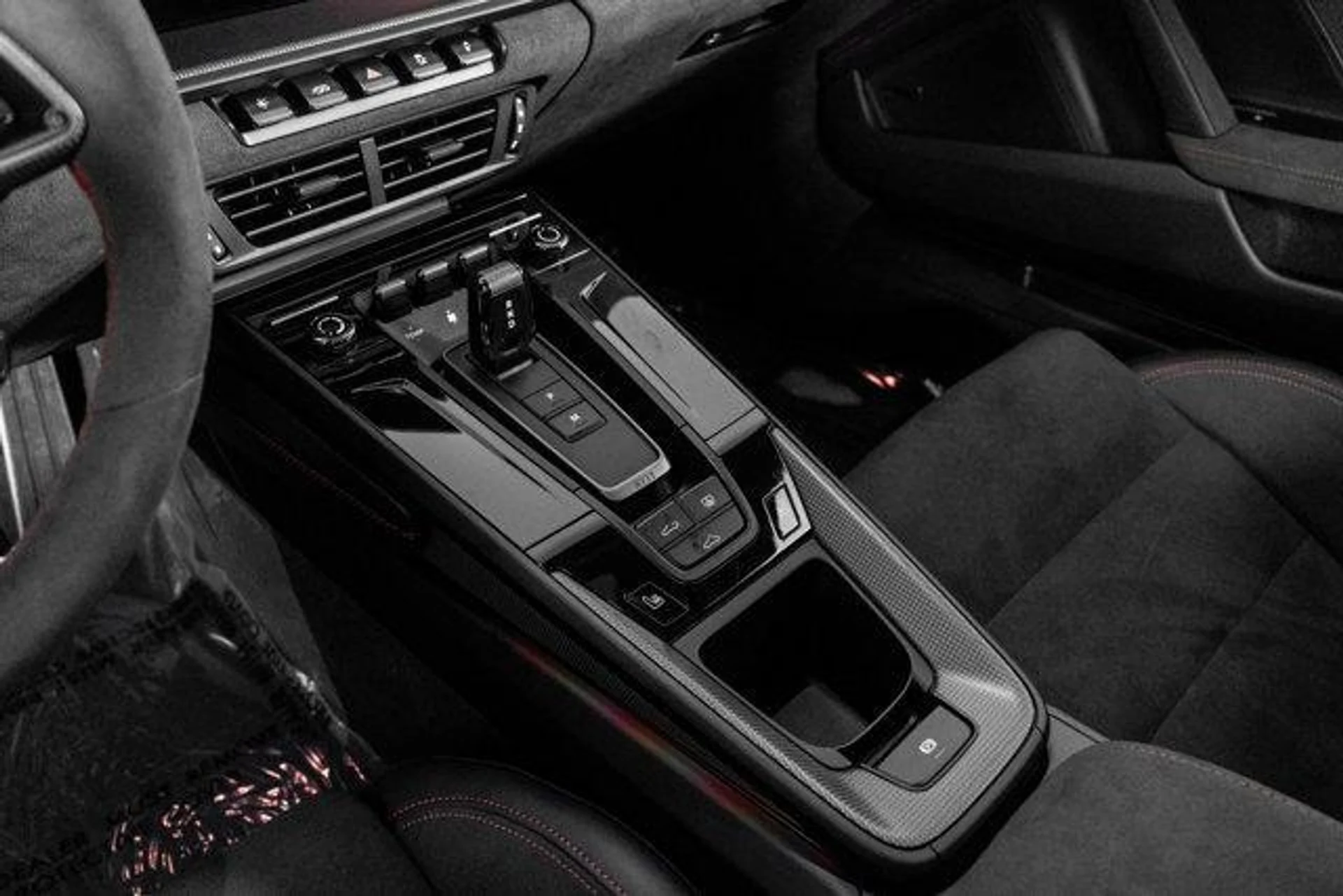 mph033_1697498945_V4_Vq5pj15pu0gq7ck4_Ra_LI_2w6v_E_bc8d08b361