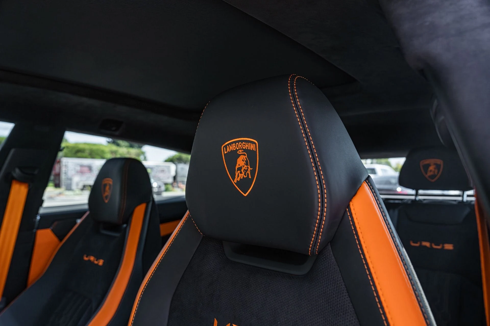 mph033_1710628472_Used_2024_Lamborghini_Urus_S_1755026186_80810cc145