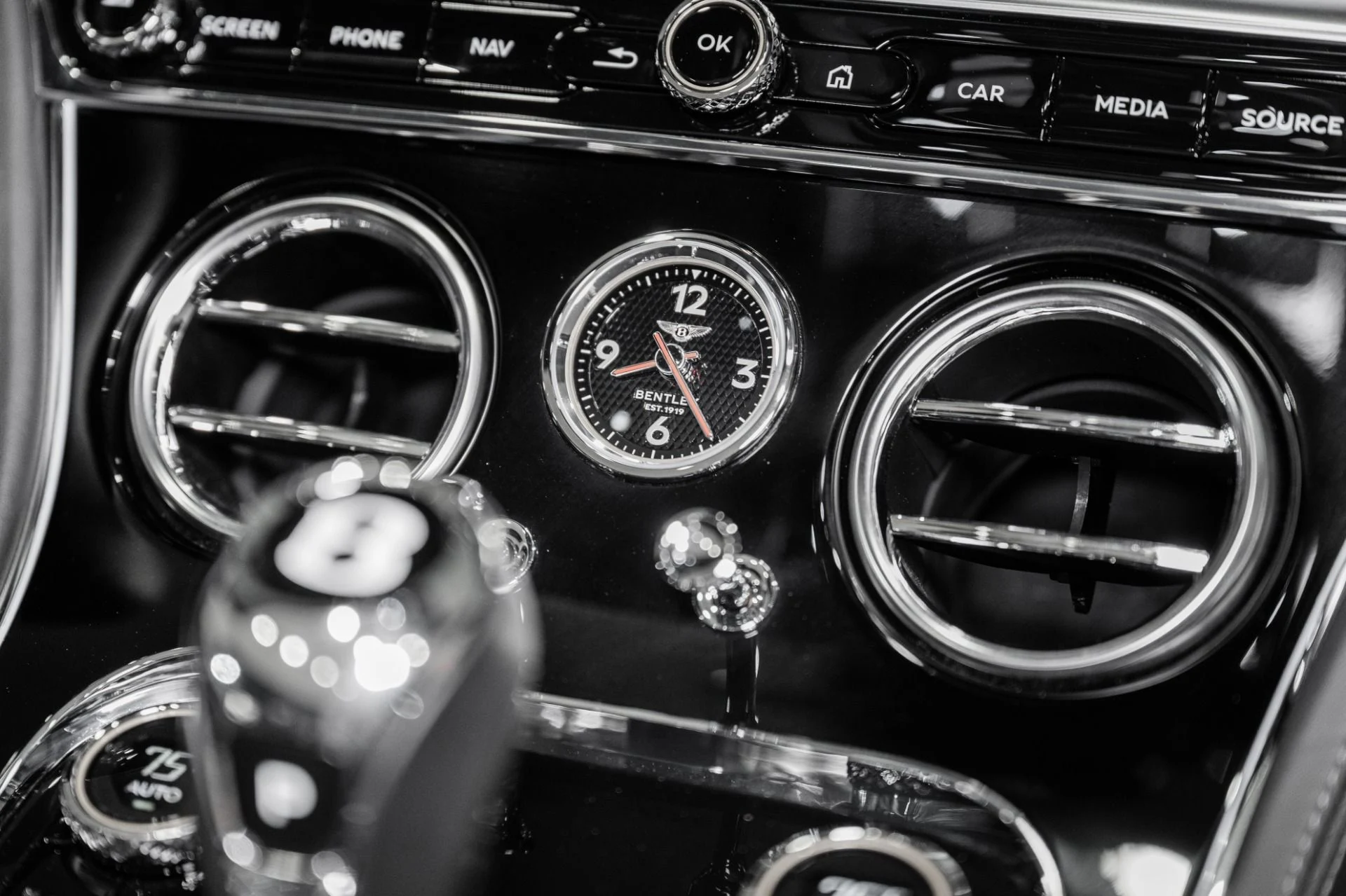 mph033_1716432937_Used_2021_Bentley_Continental_GT_GTC_V8_1791300173_c450360bce
